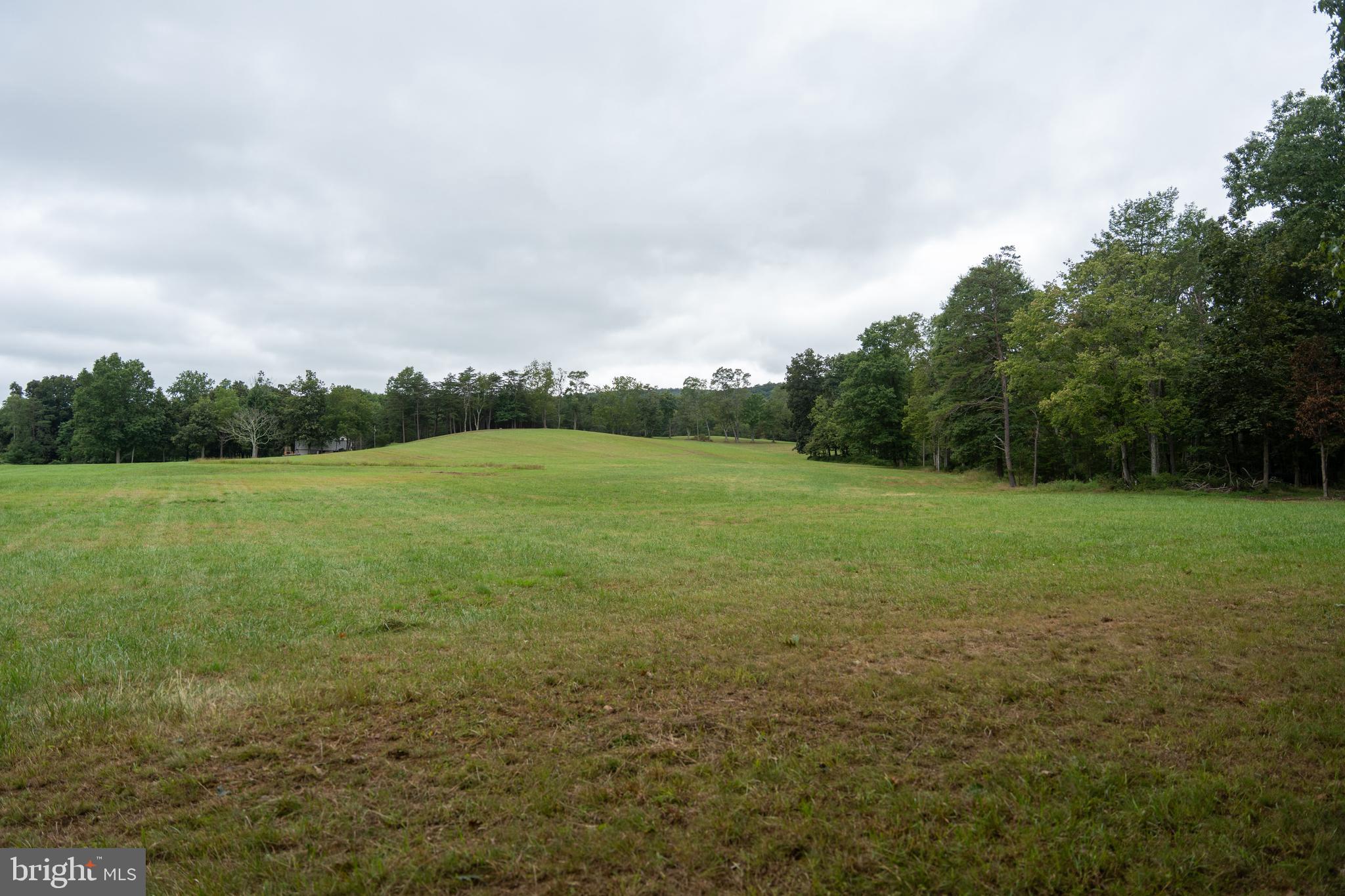 UPPER STRASBURG - Residential