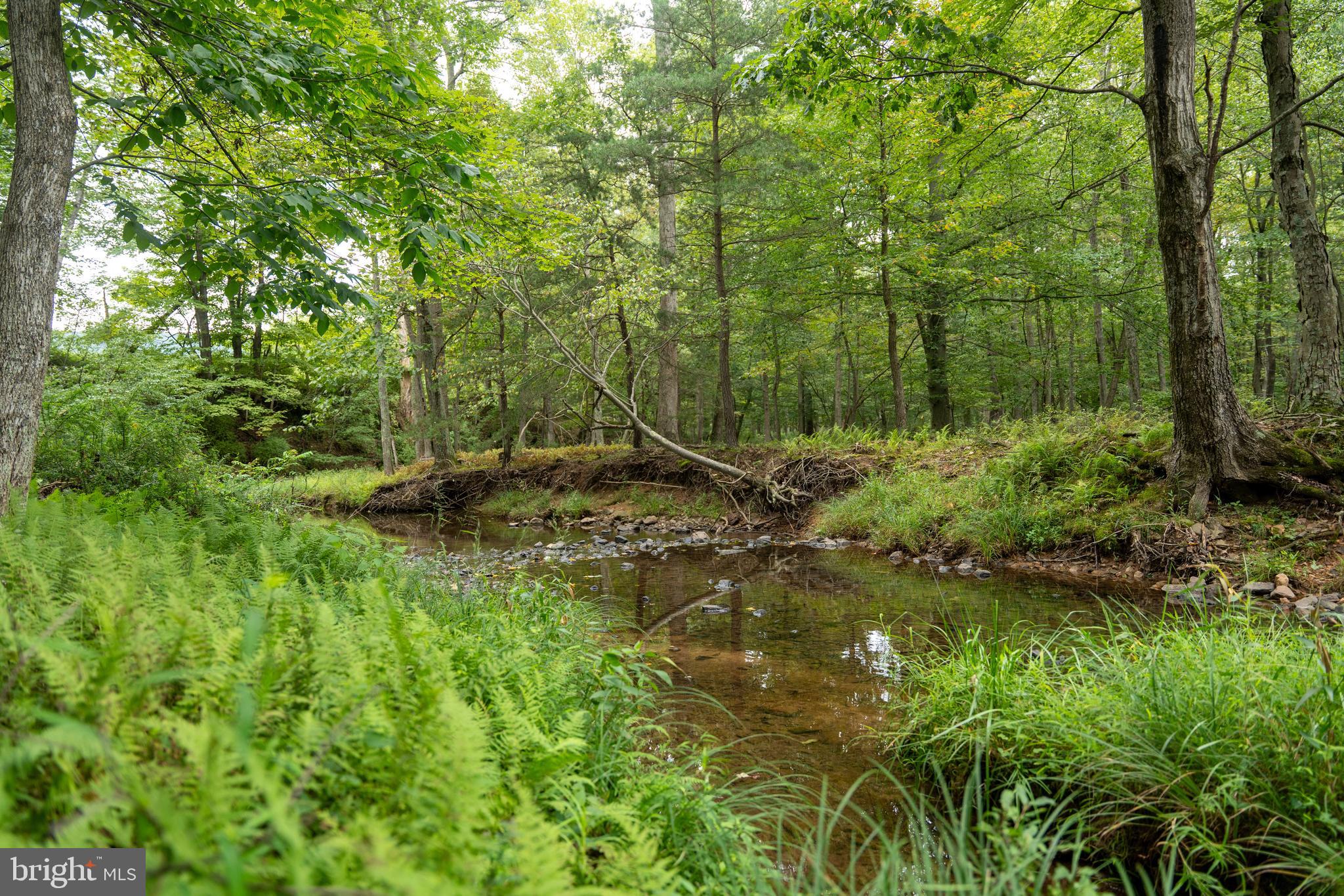UPPER STRASBURG - Residential