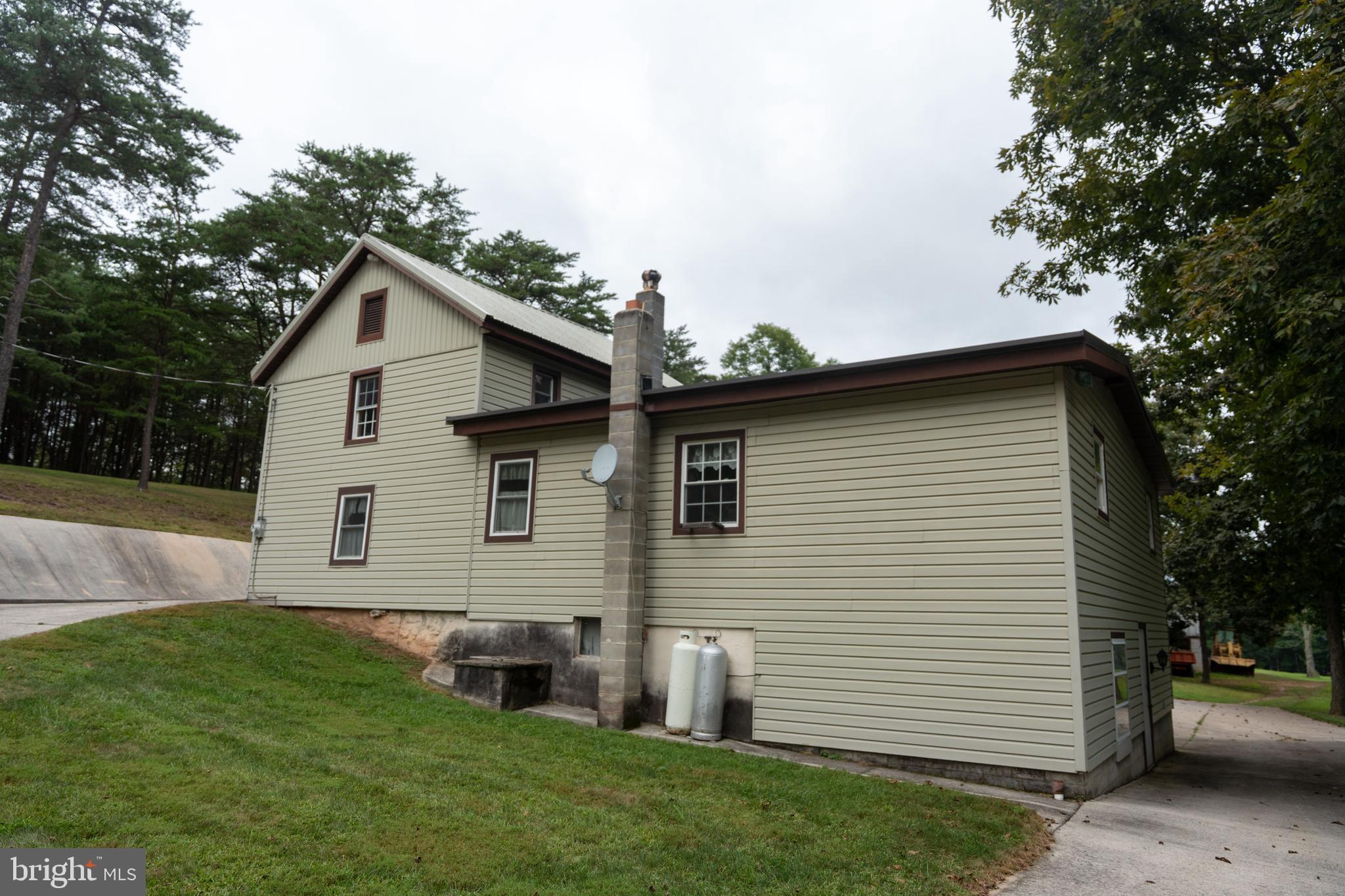 UPPER STRASBURG - Residential