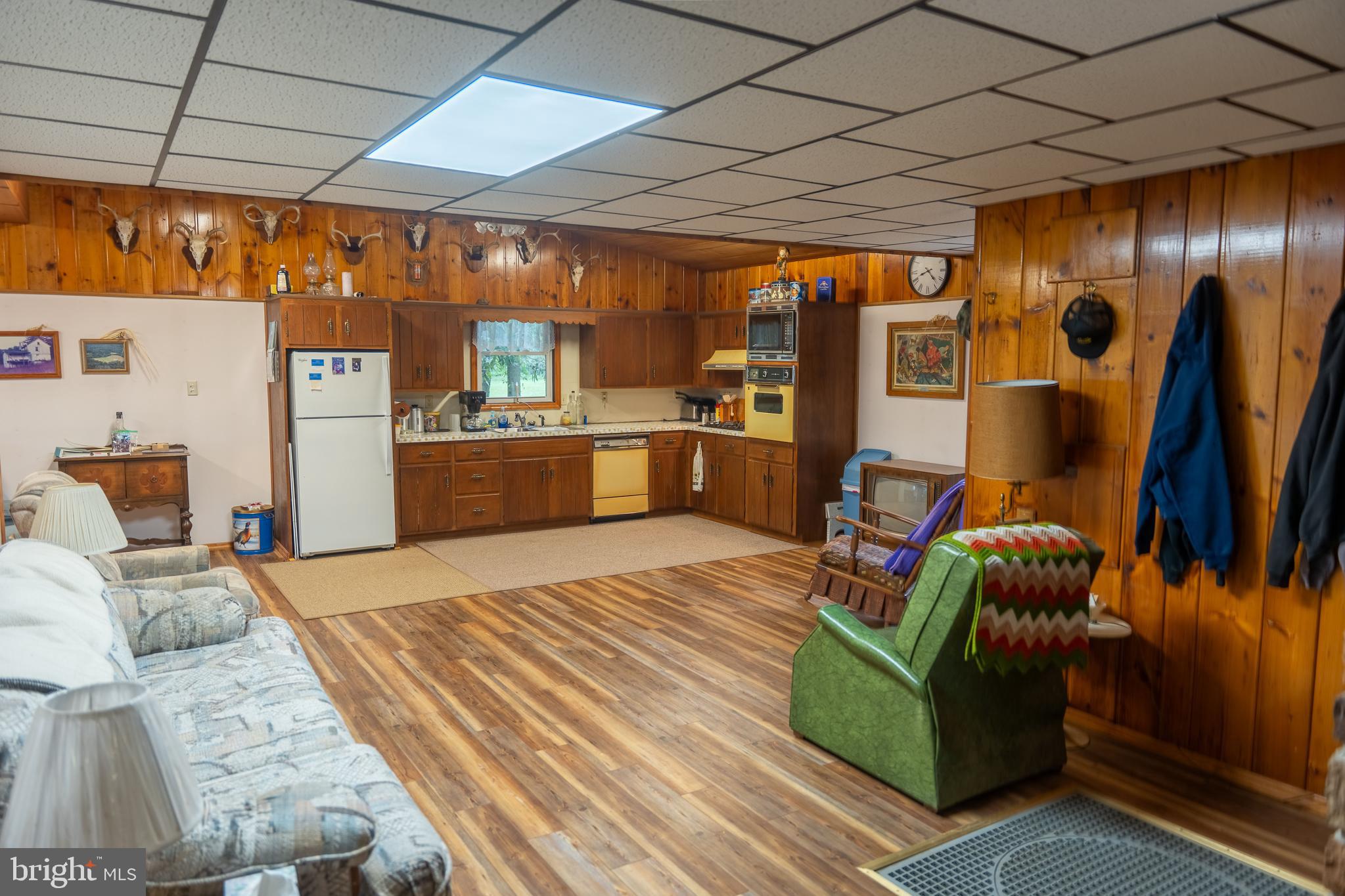 UPPER STRASBURG - Residential