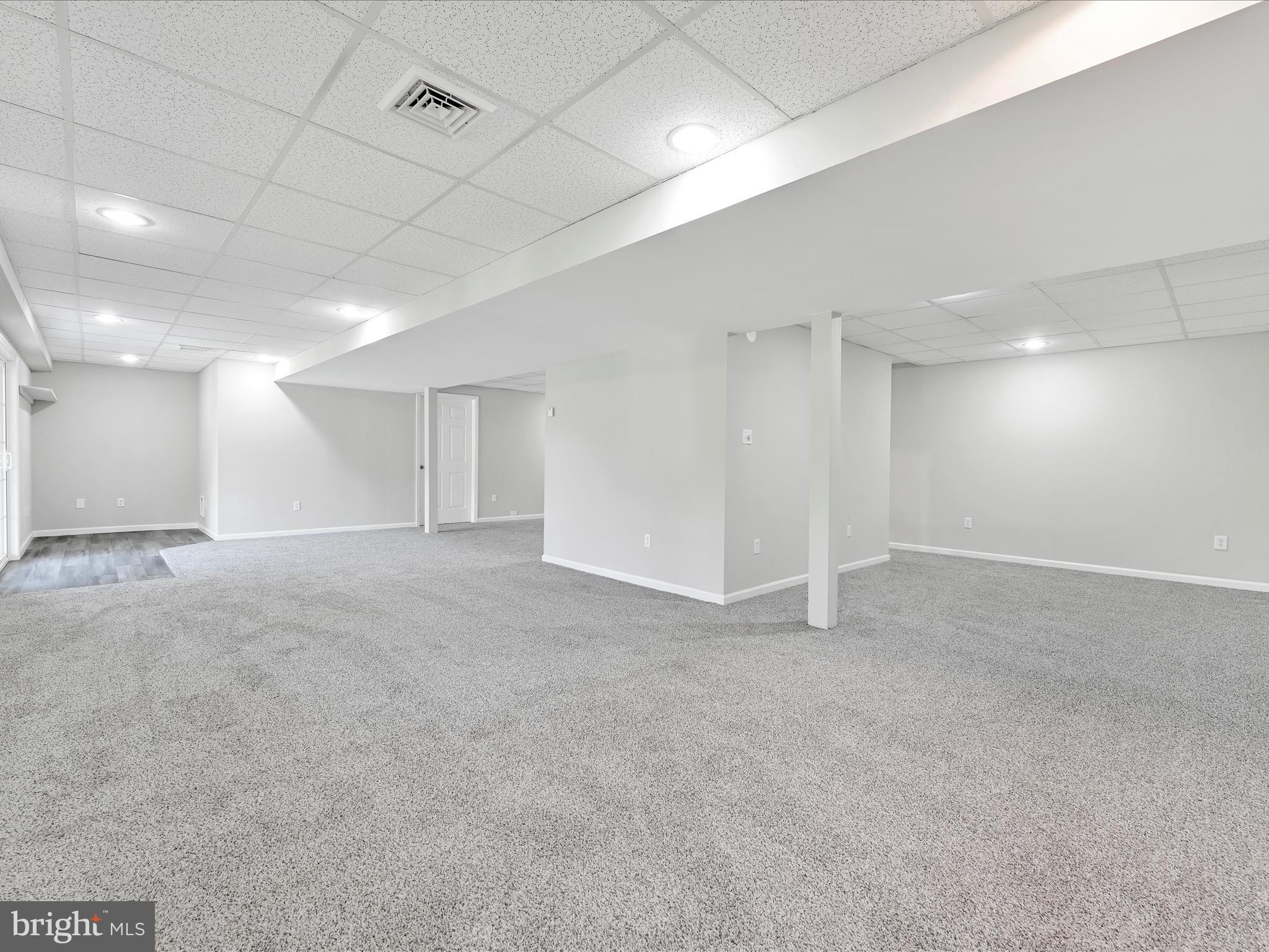 HAWK RIDGE ESTATES - Residential