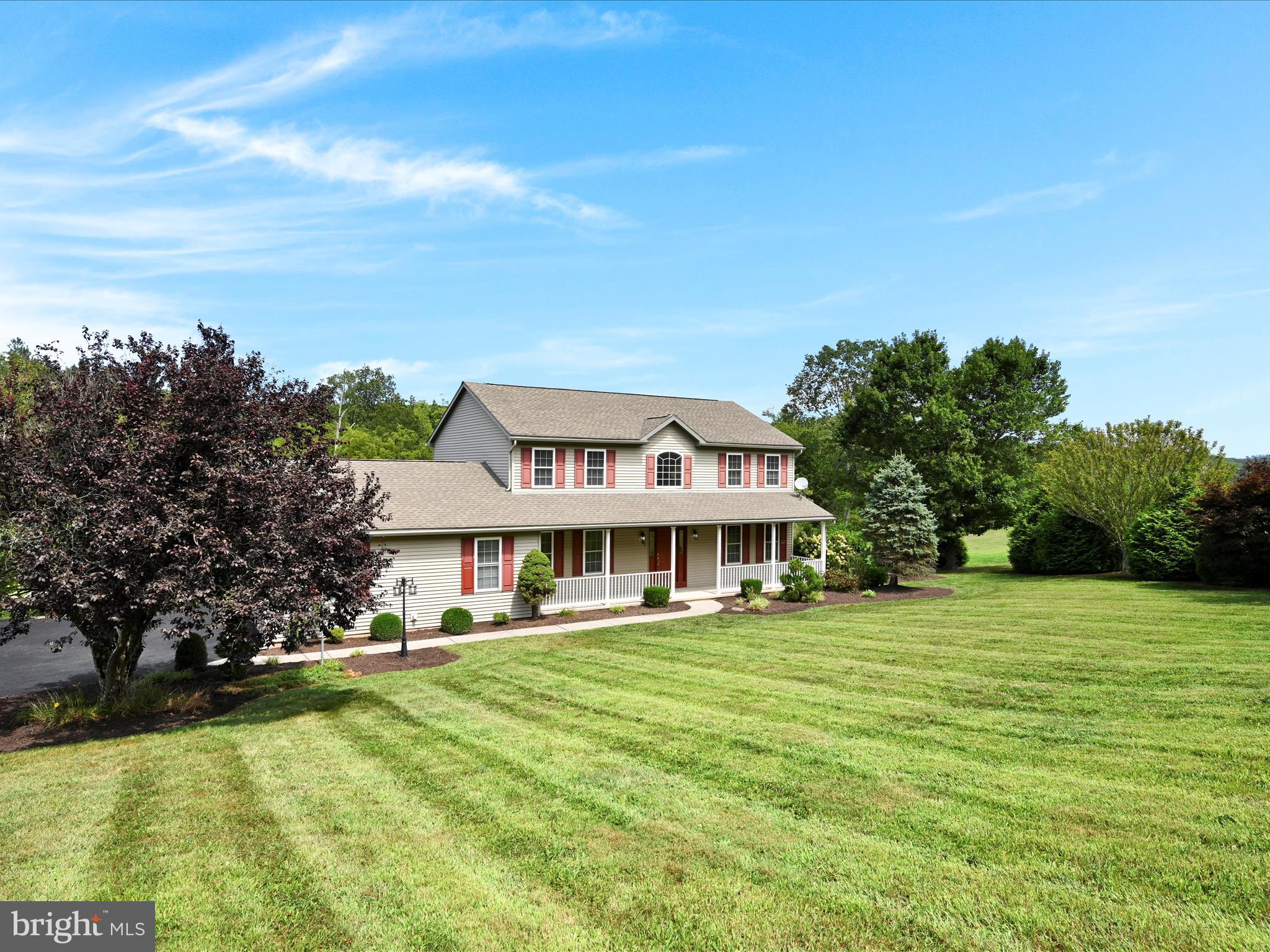 HAWK RIDGE ESTATES - Residential