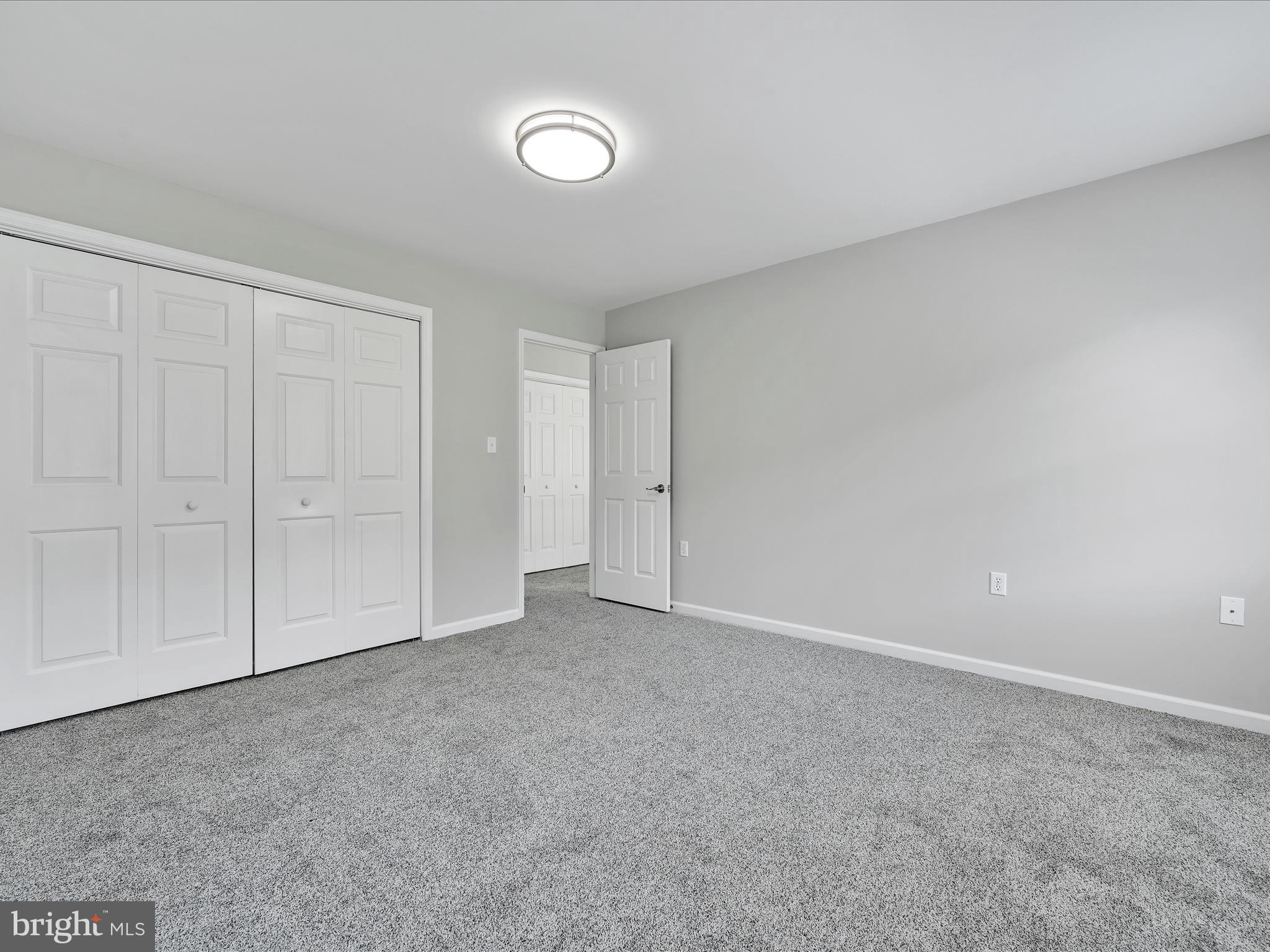 HAWK RIDGE ESTATES - Residential