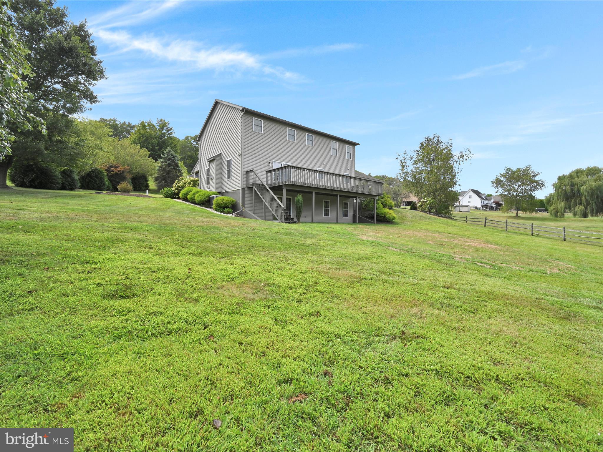 HAWK RIDGE ESTATES - Residential