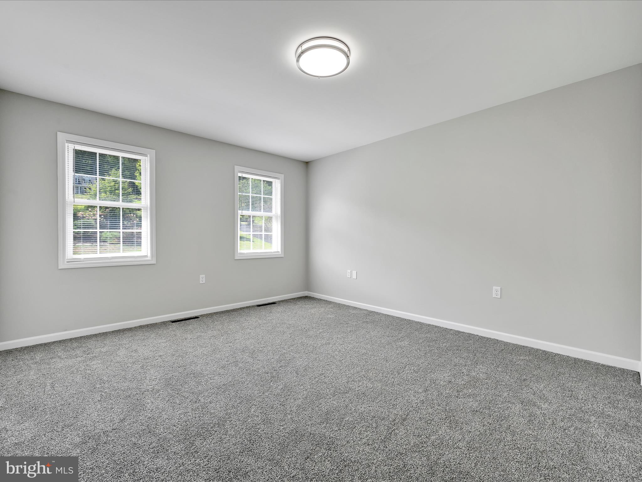 HAWK RIDGE ESTATES - Residential