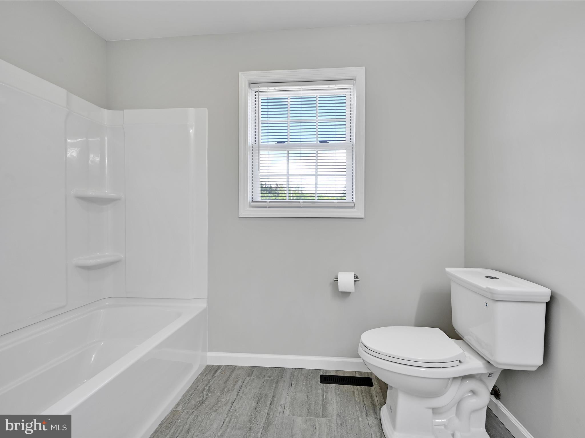 HAWK RIDGE ESTATES - Residential