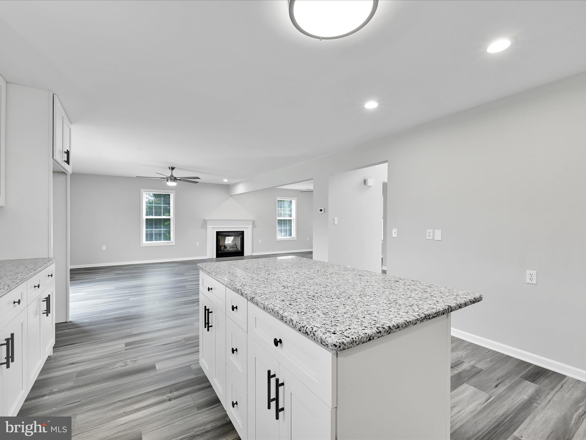 HAWK RIDGE ESTATES - Residential