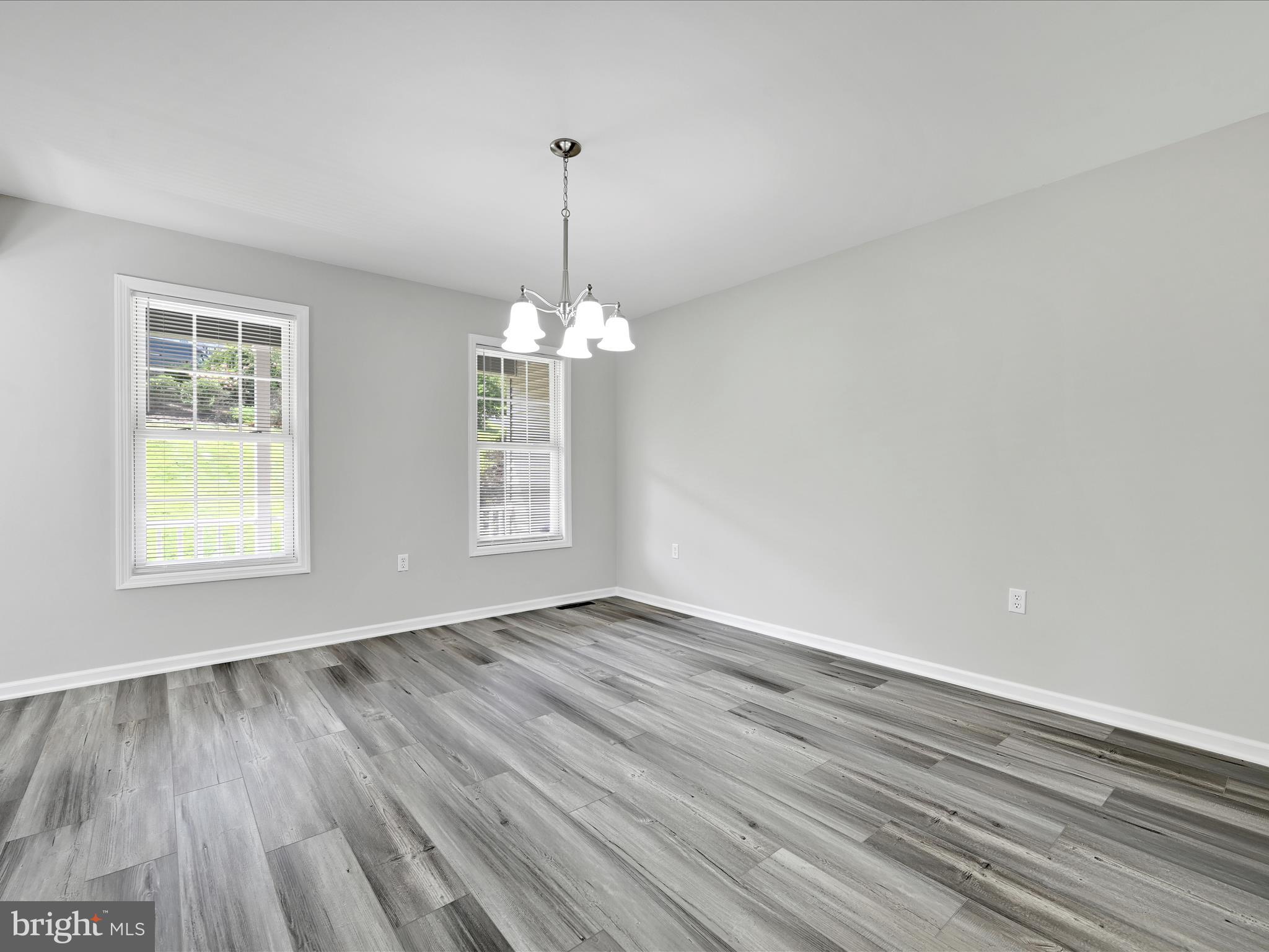 HAWK RIDGE ESTATES - Residential