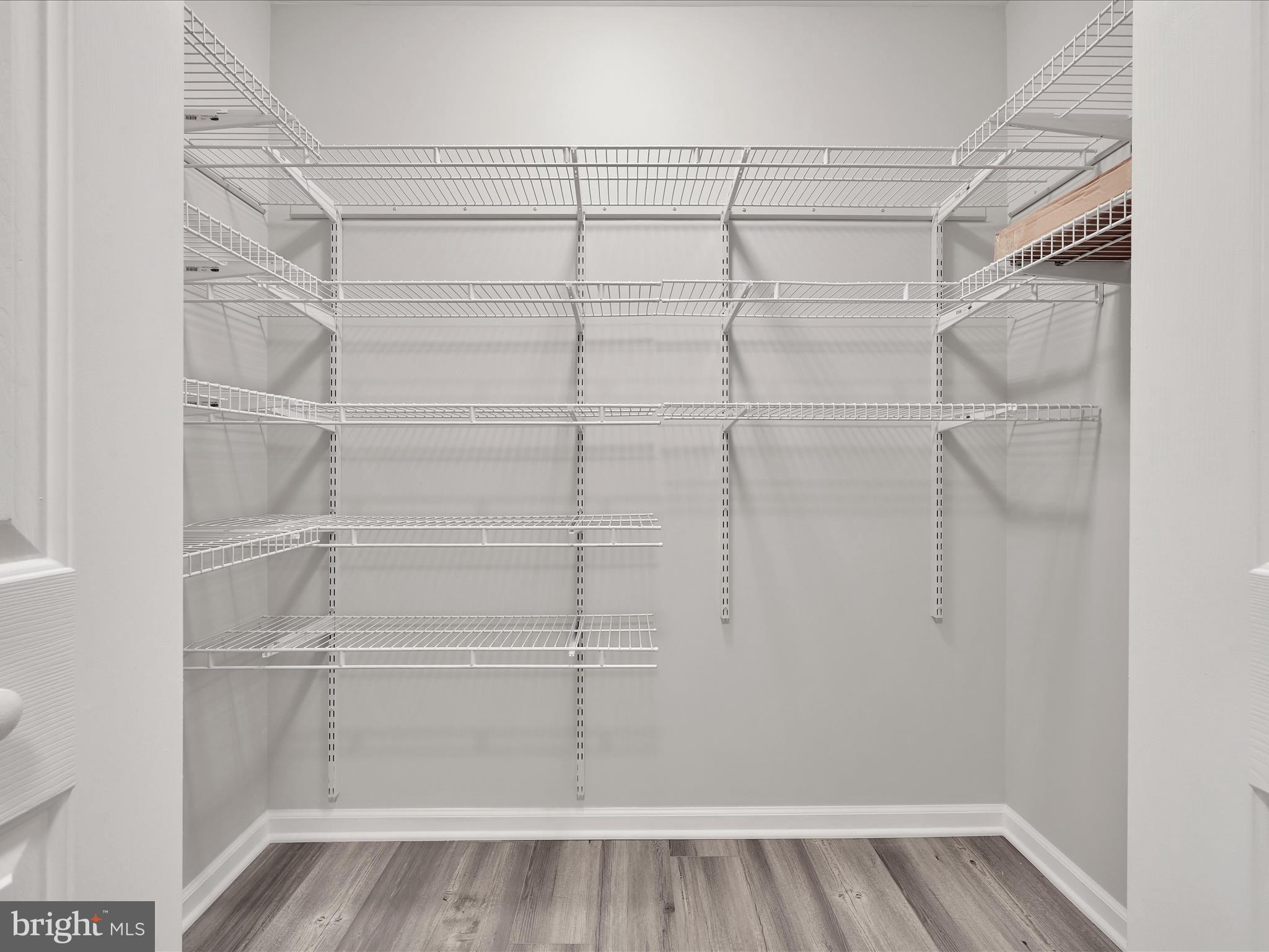 HAWK RIDGE ESTATES - Residential