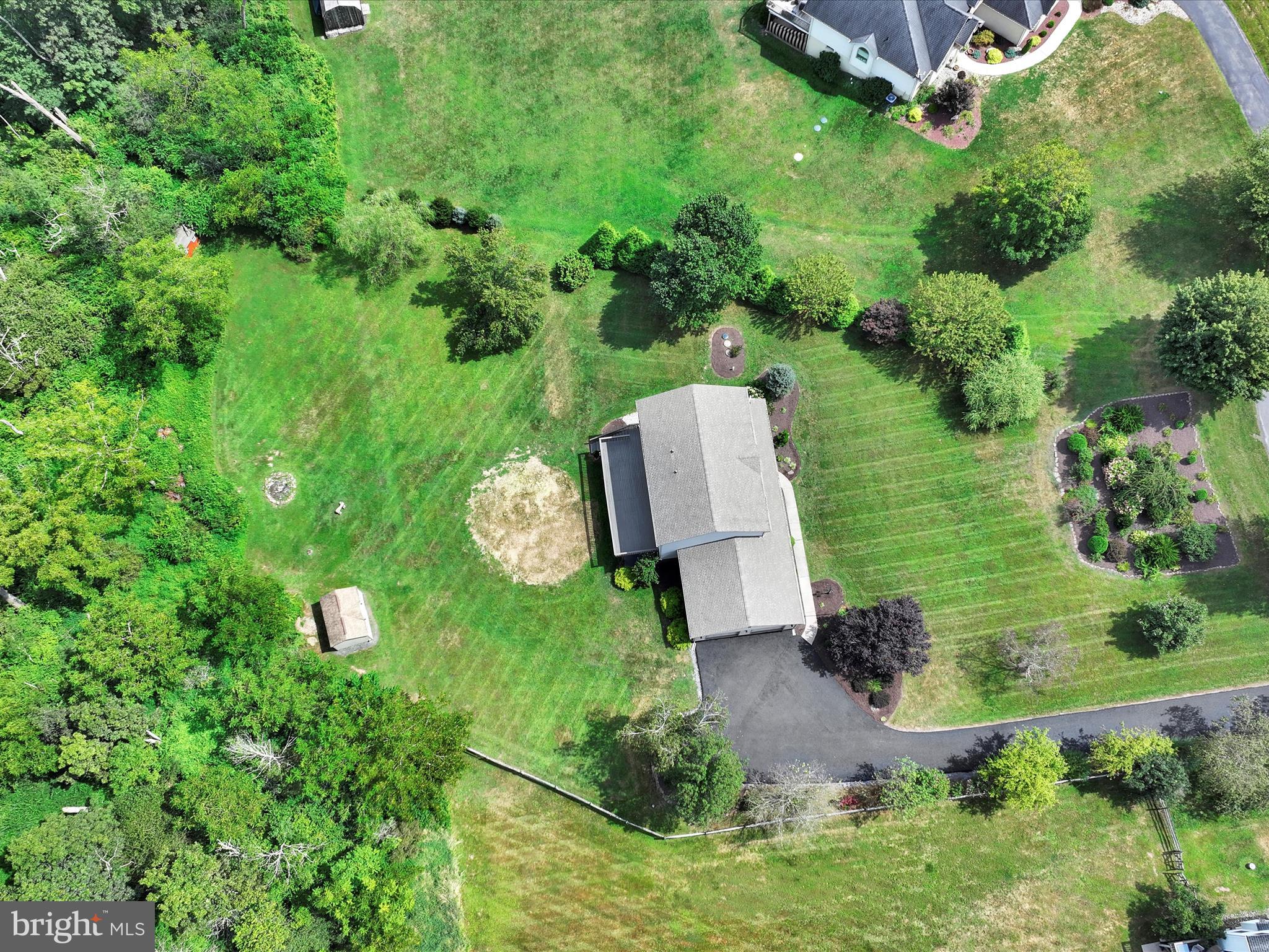 HAWK RIDGE ESTATES - Residential