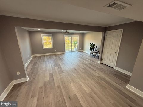 6433 FENESTRA COURT 56B BURKE VA 22015