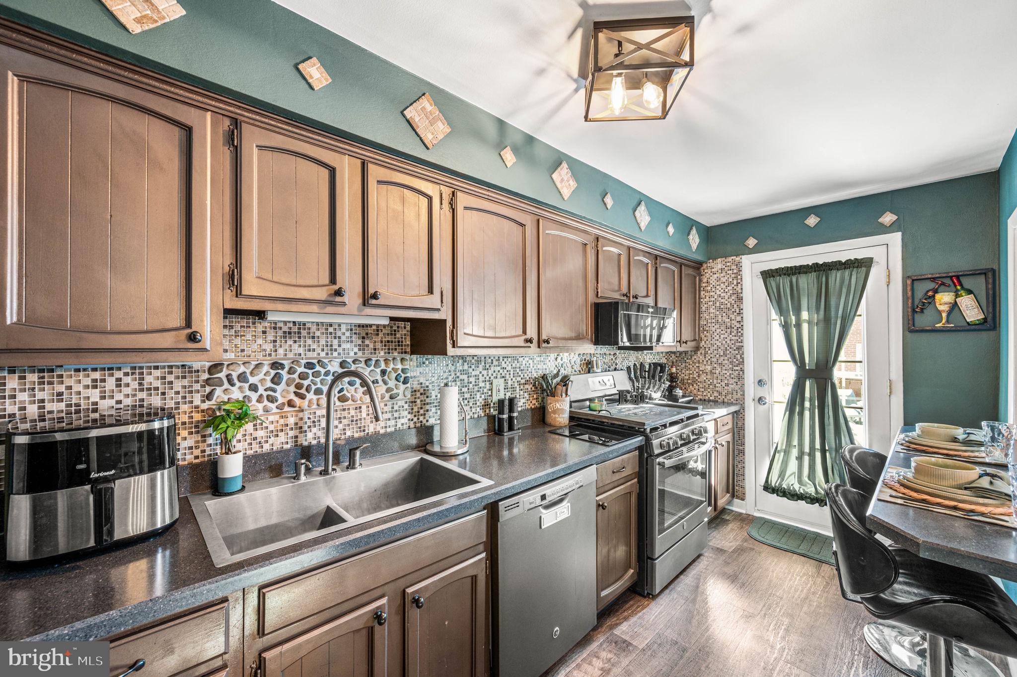 HOLMESBURG - Residential