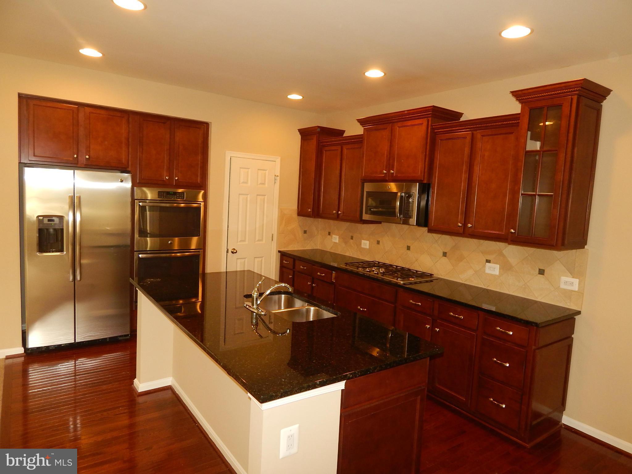 HASTINGS MARKETPLACE - Residential