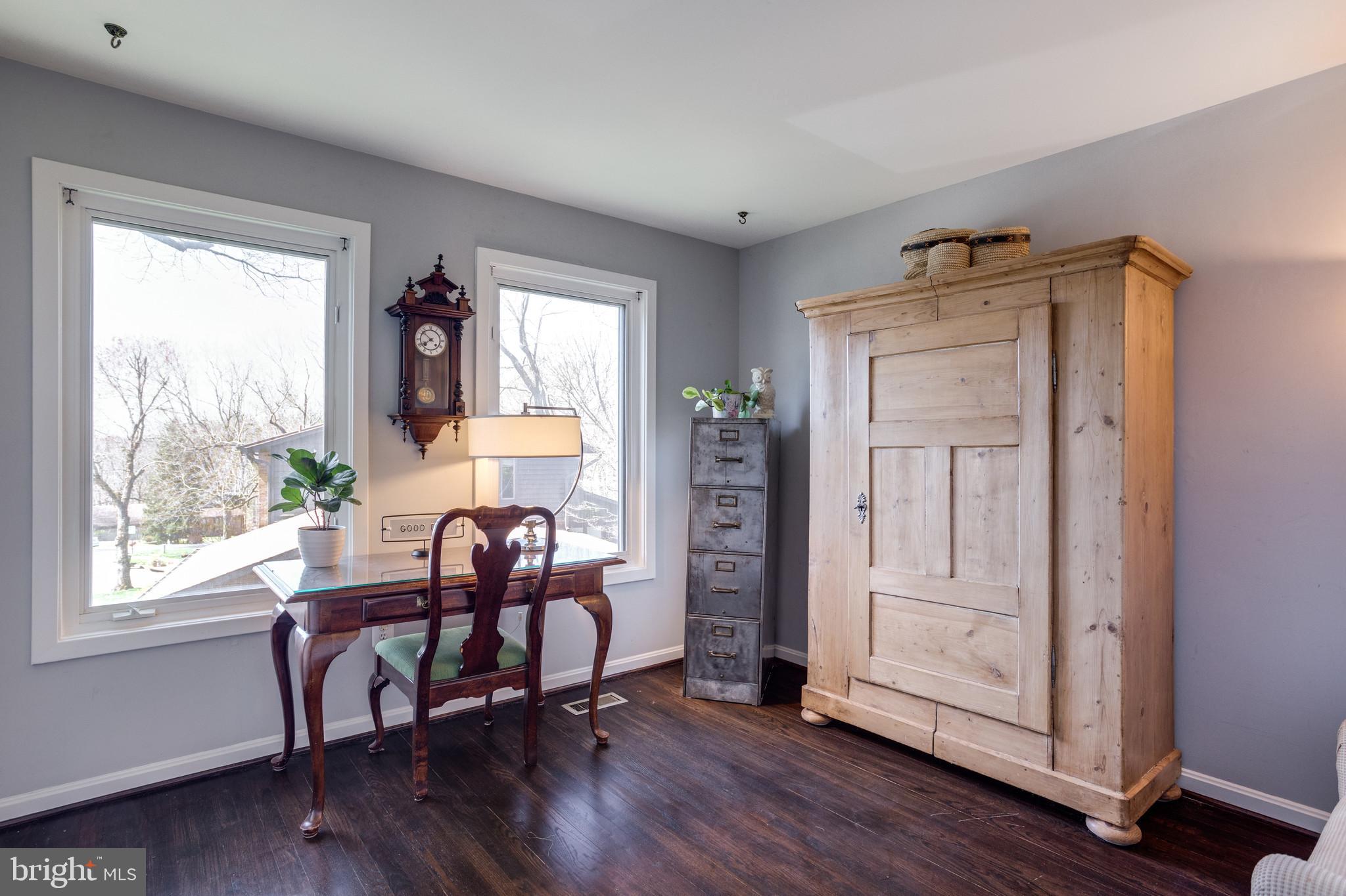 WOLF TRAP WOODS - Residential