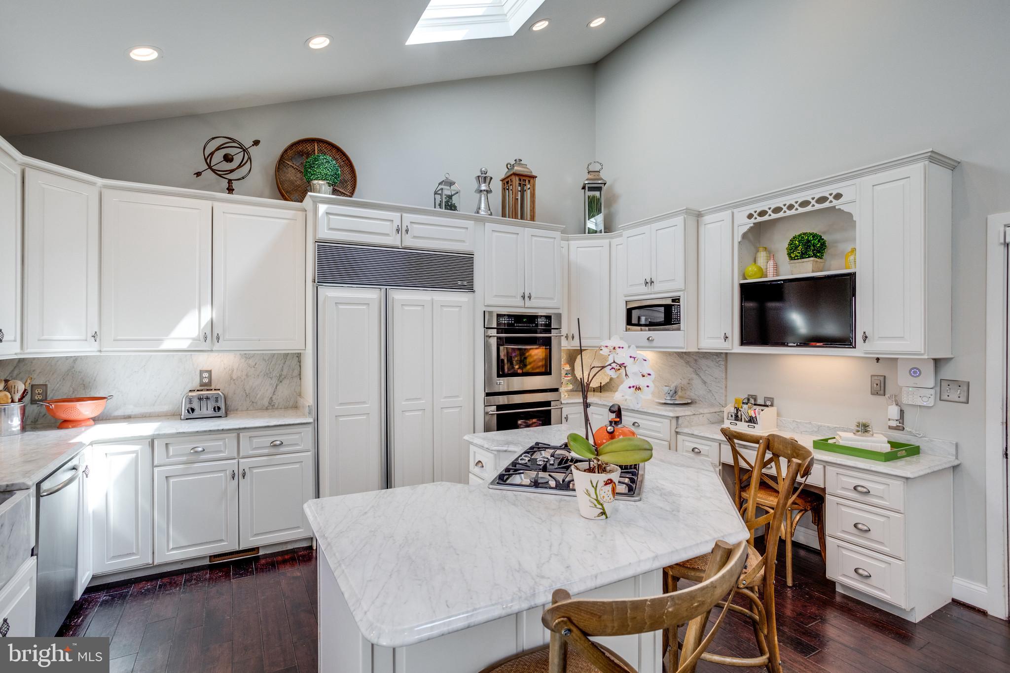 WOLF TRAP WOODS - Residential