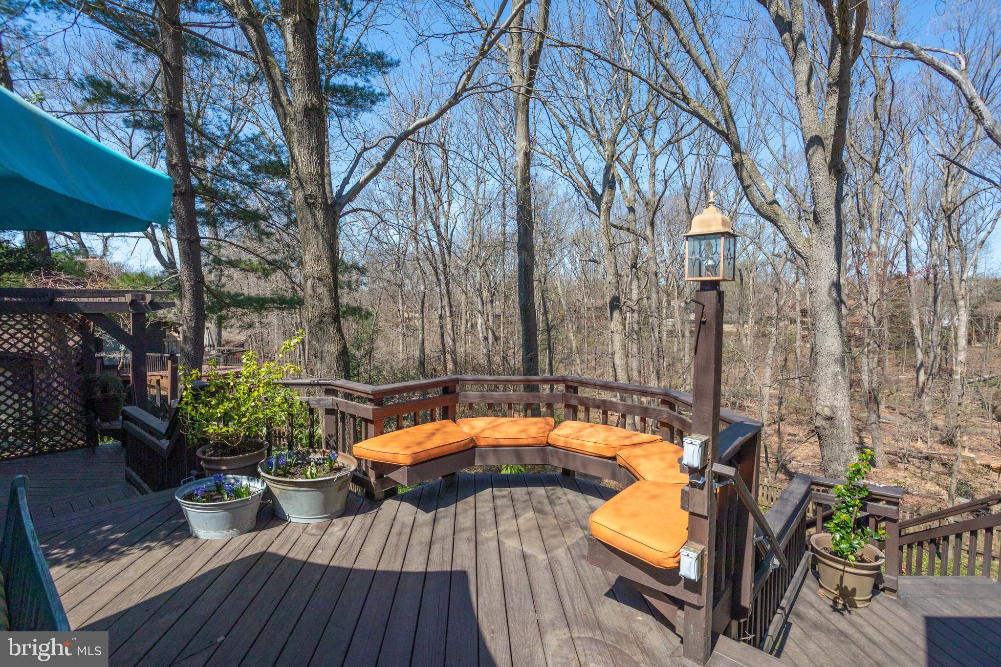 WOLF TRAP WOODS - Residential