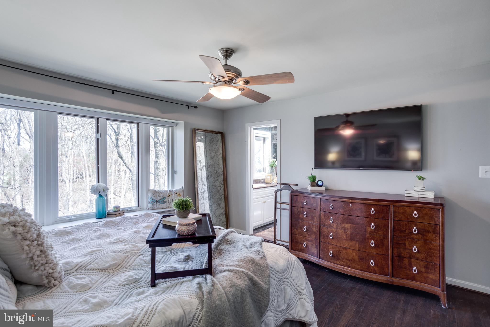 WOLF TRAP WOODS - Residential