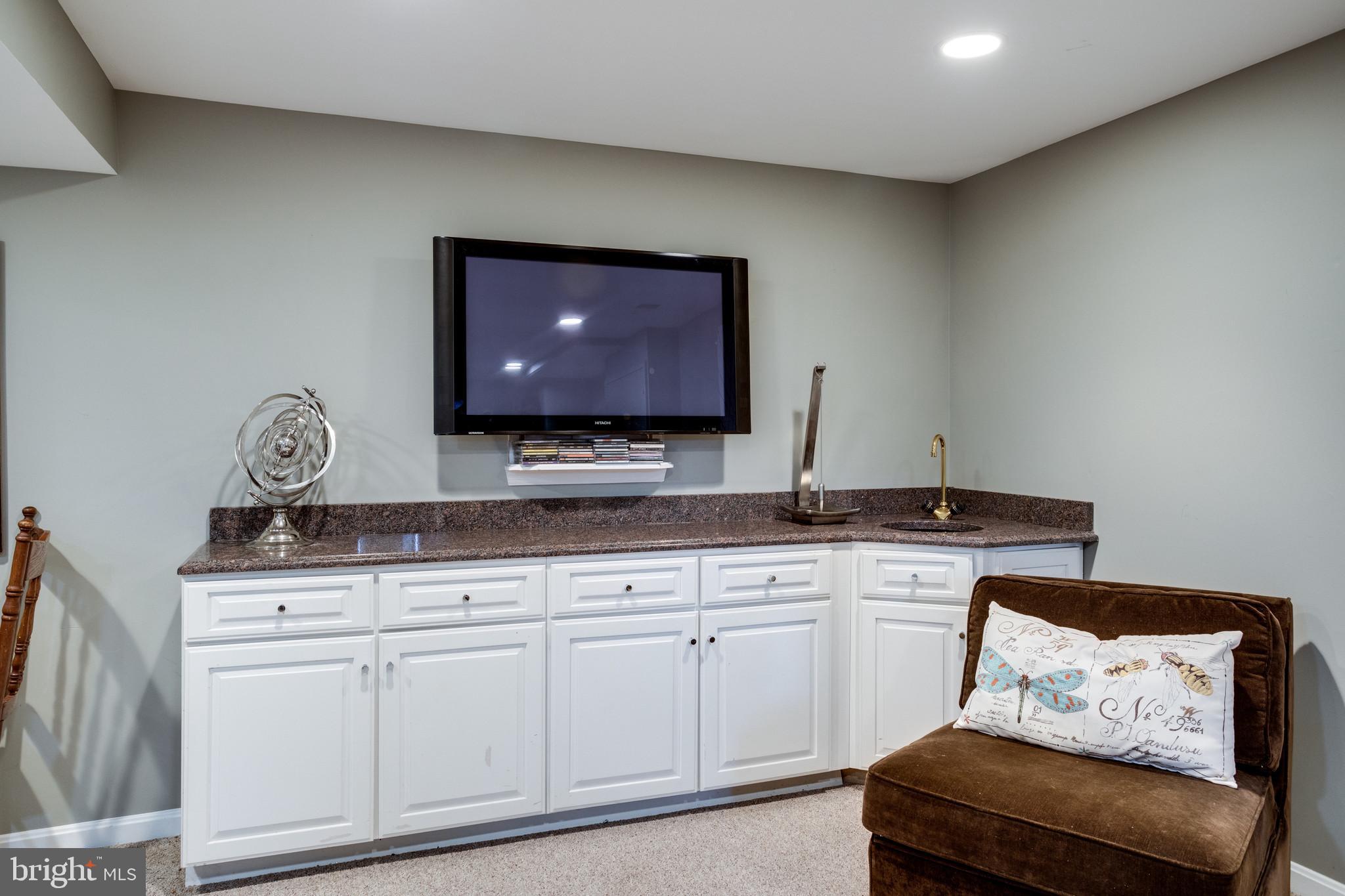 WOLF TRAP WOODS - Residential