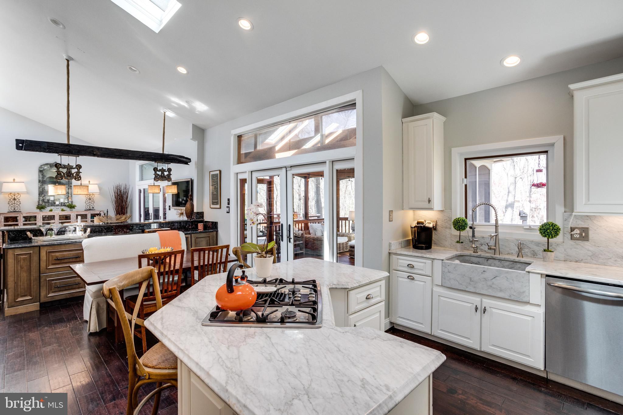 WOLF TRAP WOODS - Residential