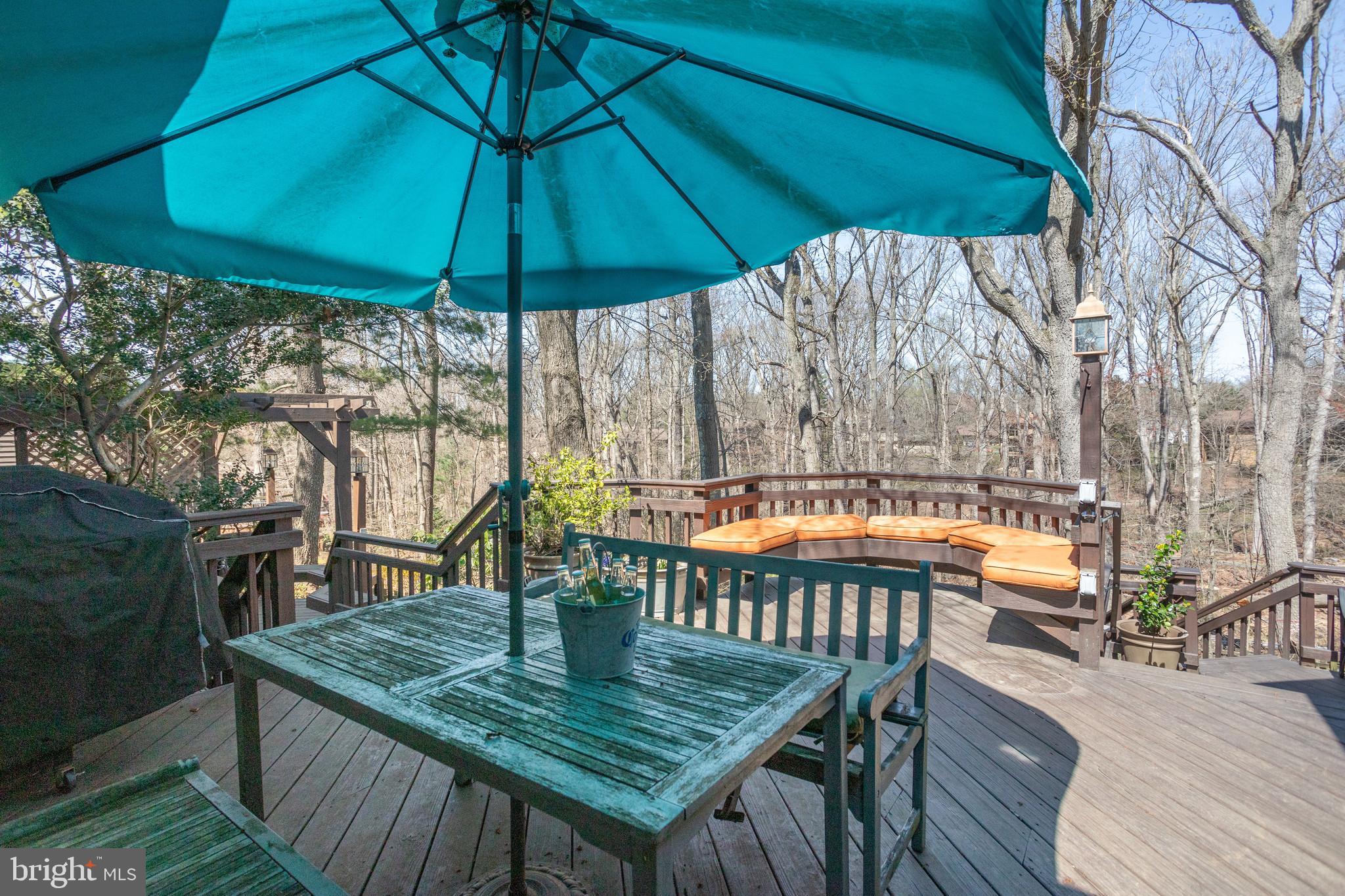 WOLF TRAP WOODS - Residential