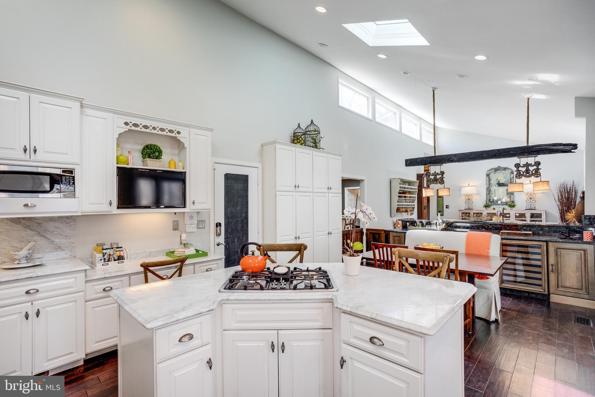 WOLF TRAP WOODS - Residential