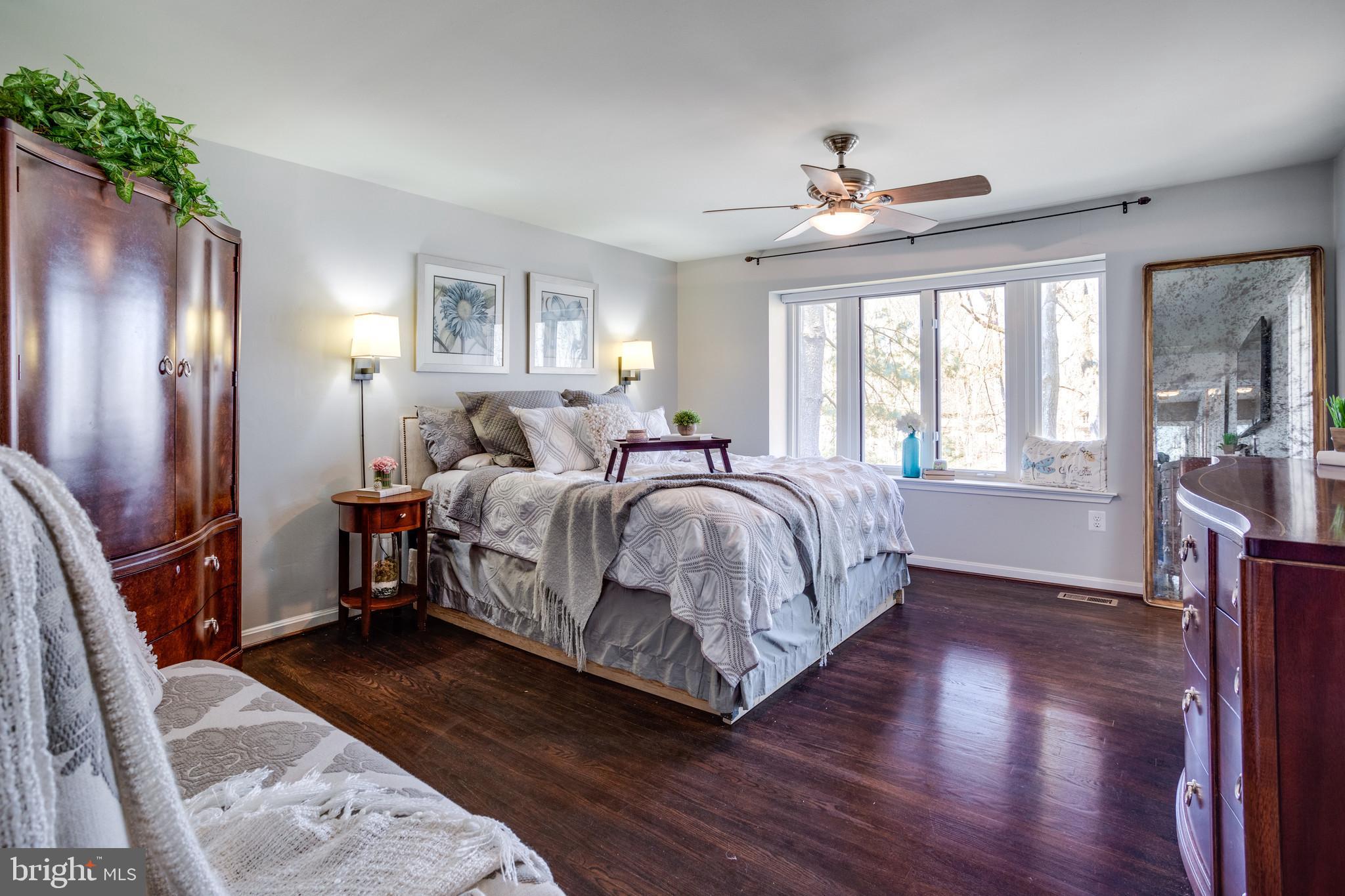 WOLF TRAP WOODS - Residential