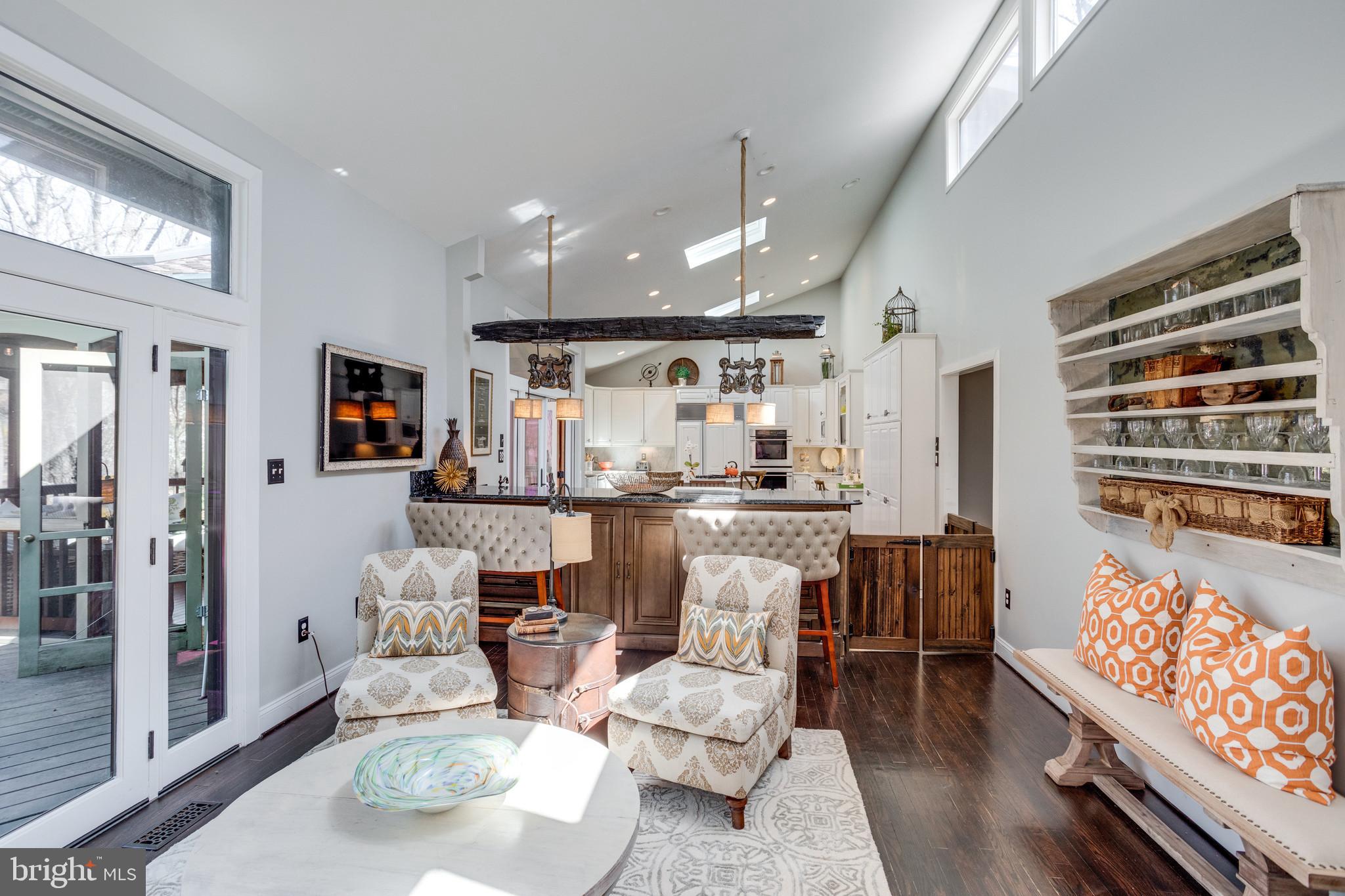 WOLF TRAP WOODS - Residential