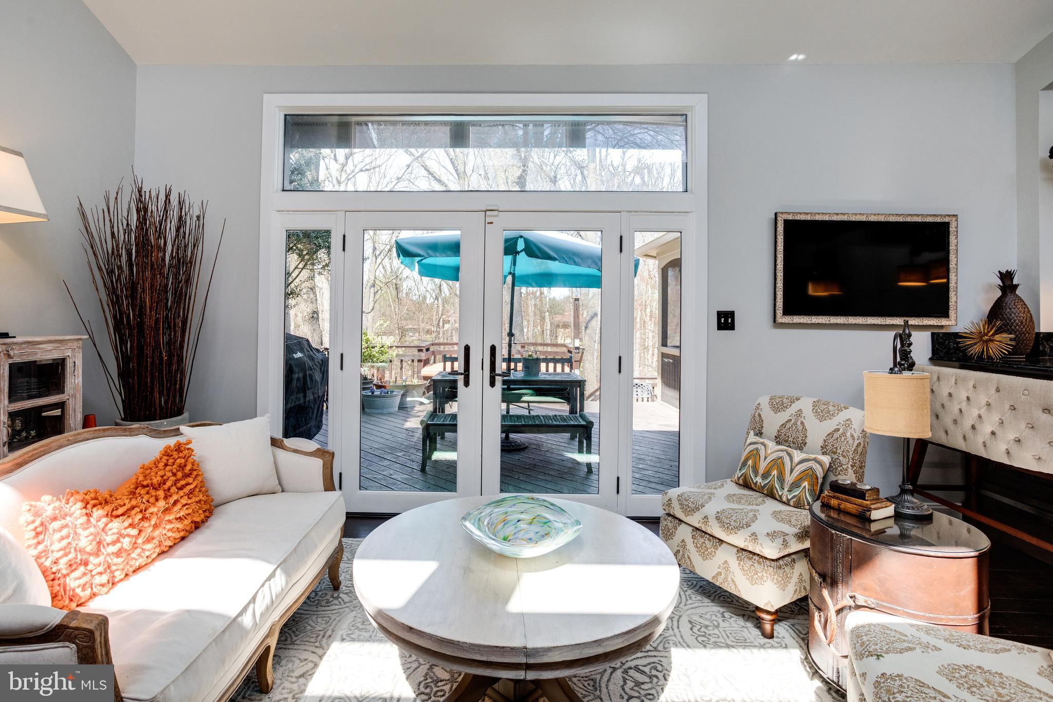 WOLF TRAP WOODS - Residential