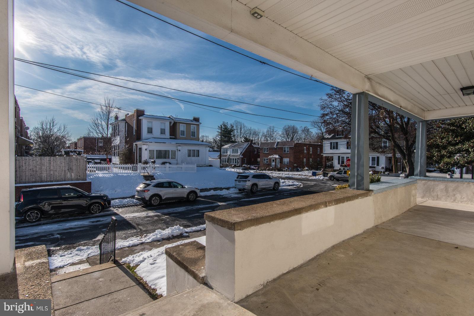 LAWNDALE - Residential