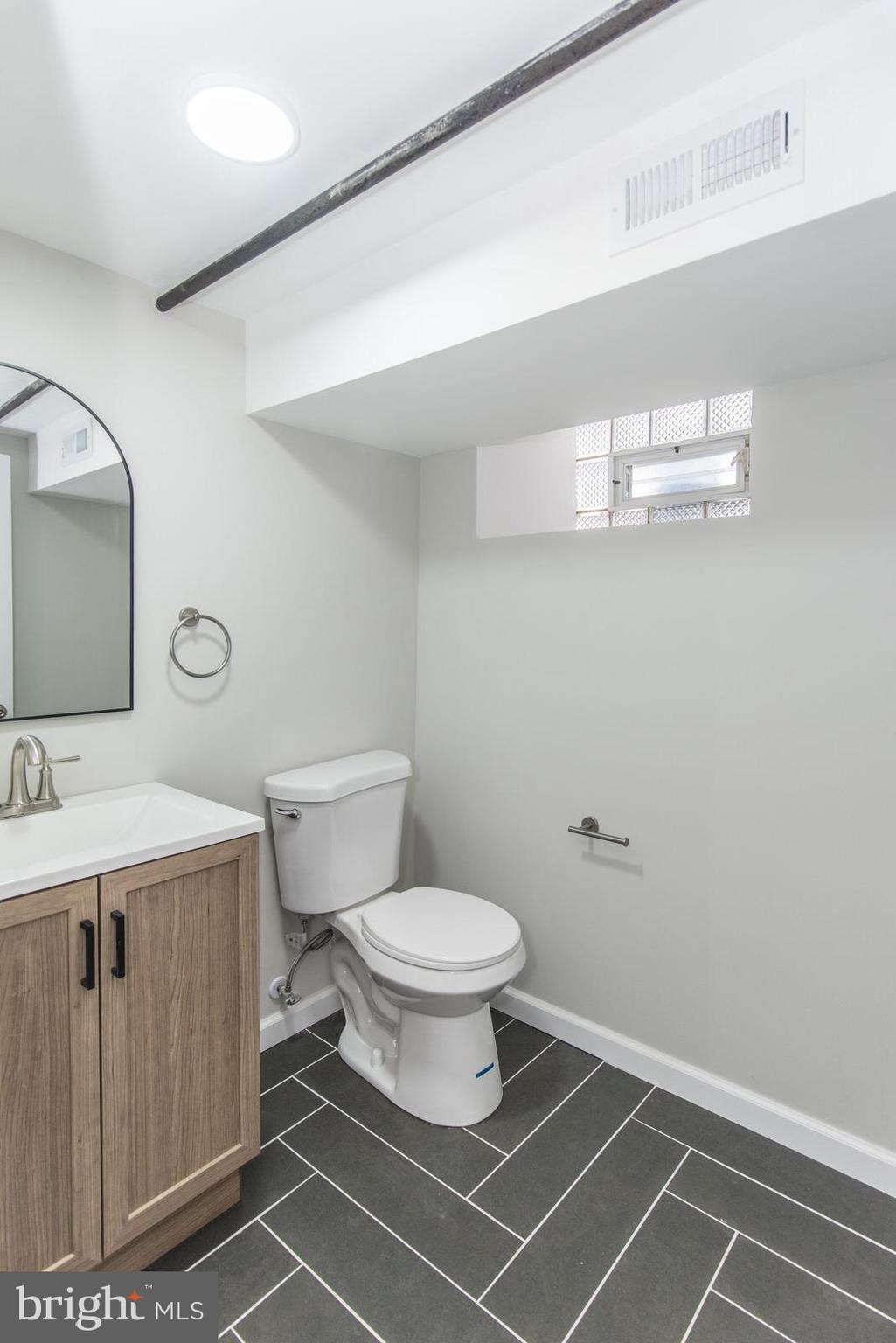 LAWNDALE - Residential