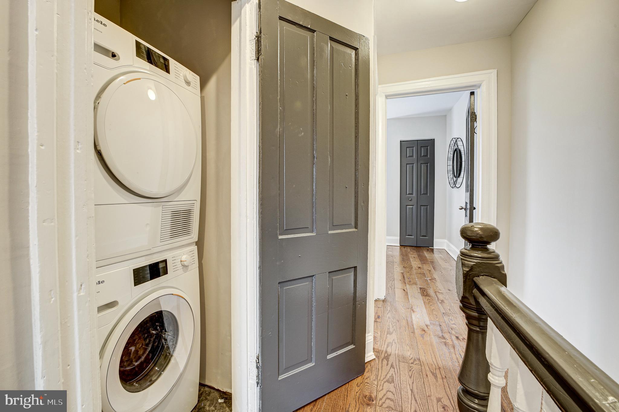 CAPITOL HILL - Residential