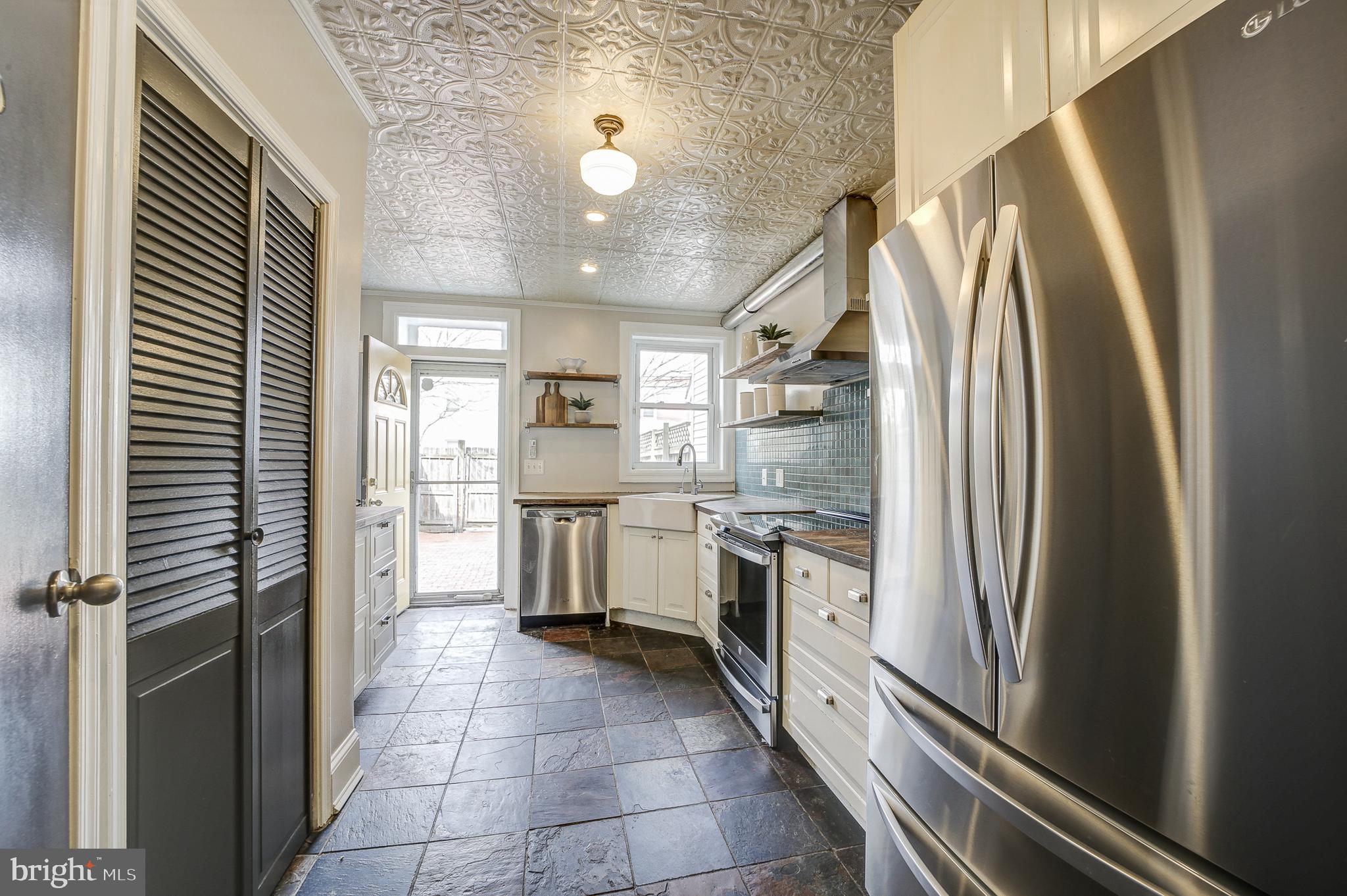 CAPITOL HILL - Residential