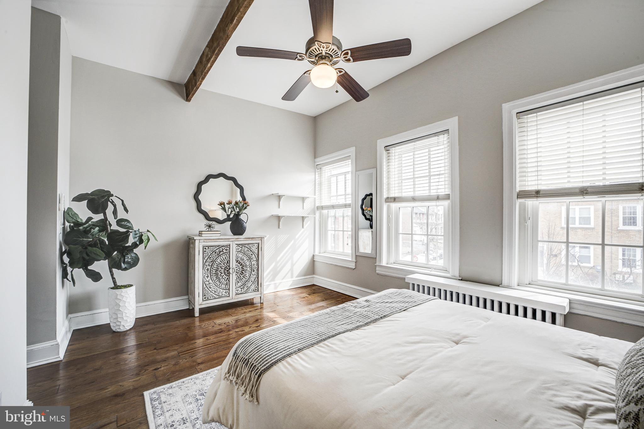 CAPITOL HILL - Residential