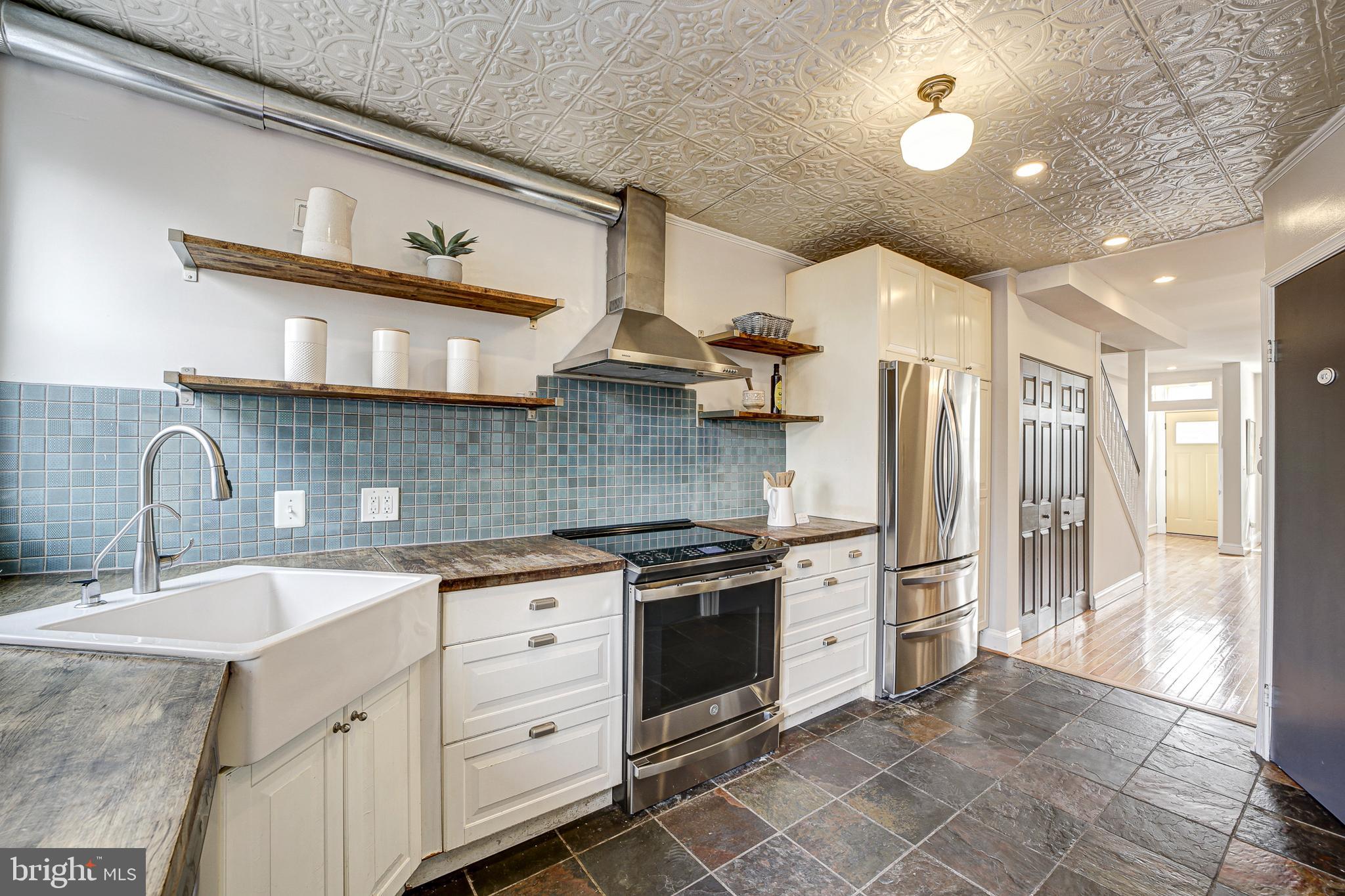 CAPITOL HILL - Residential