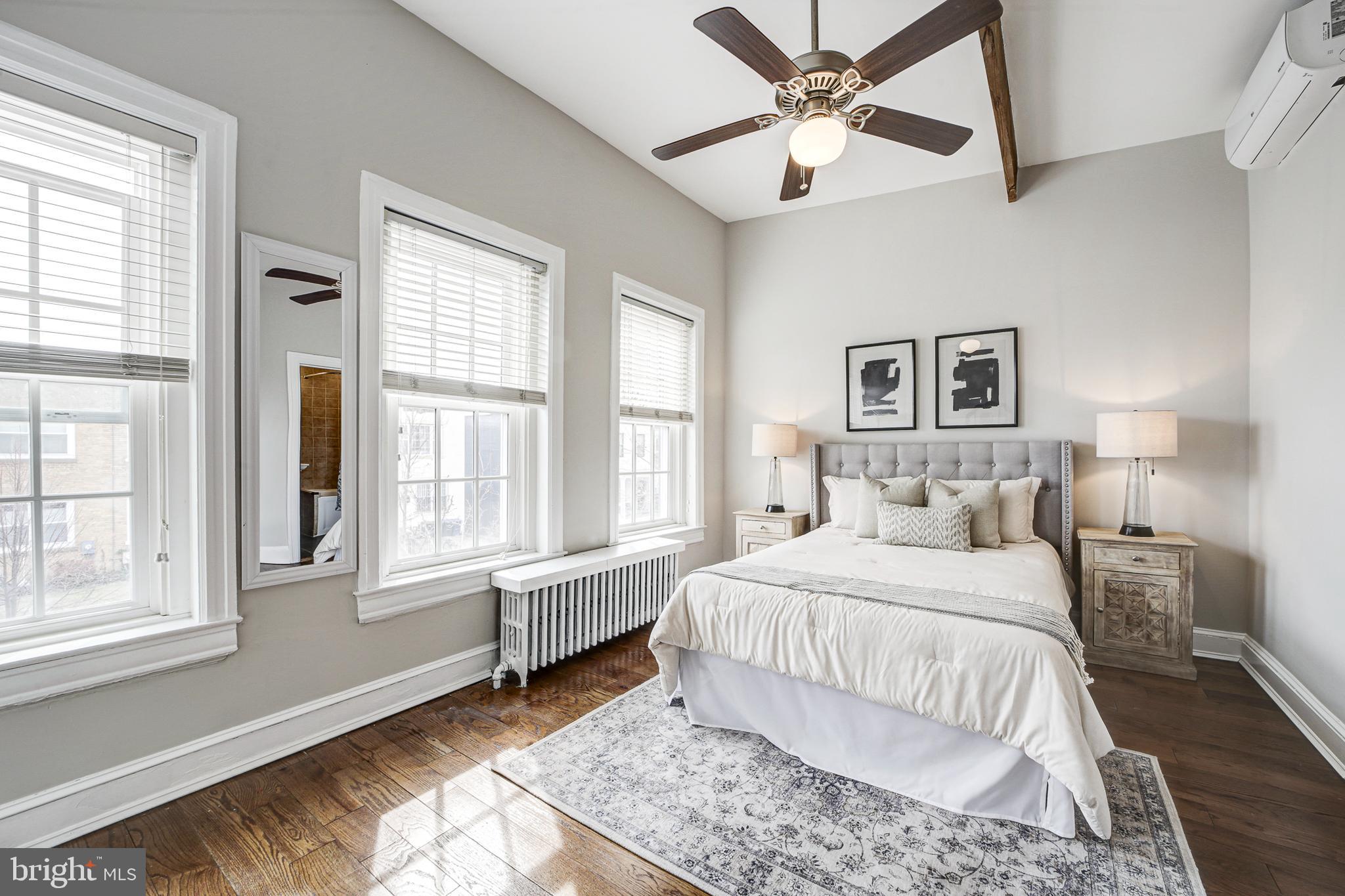 CAPITOL HILL - Residential
