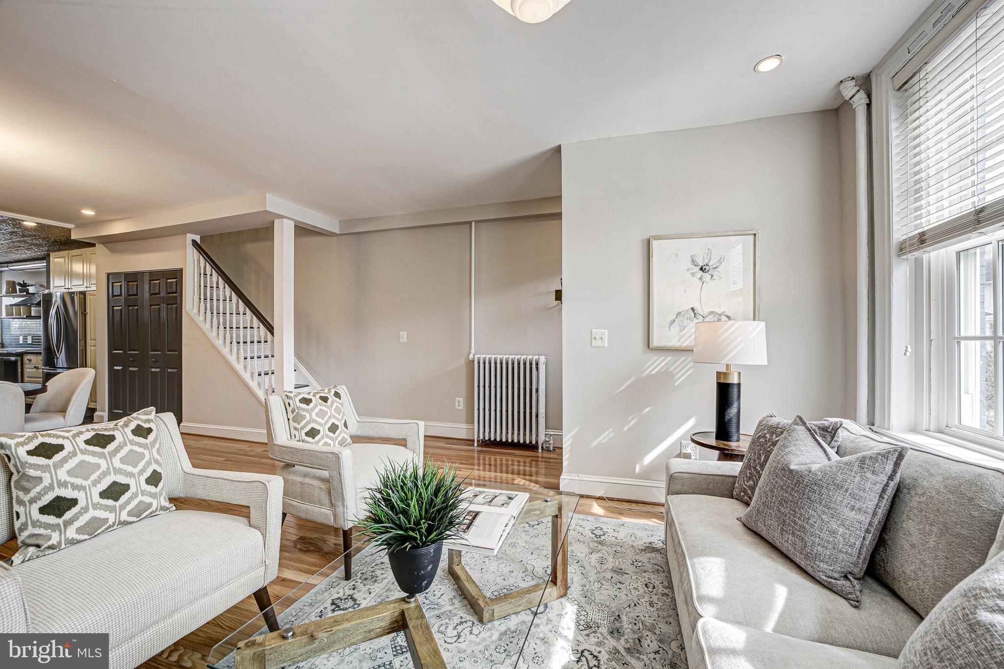 CAPITOL HILL - Residential