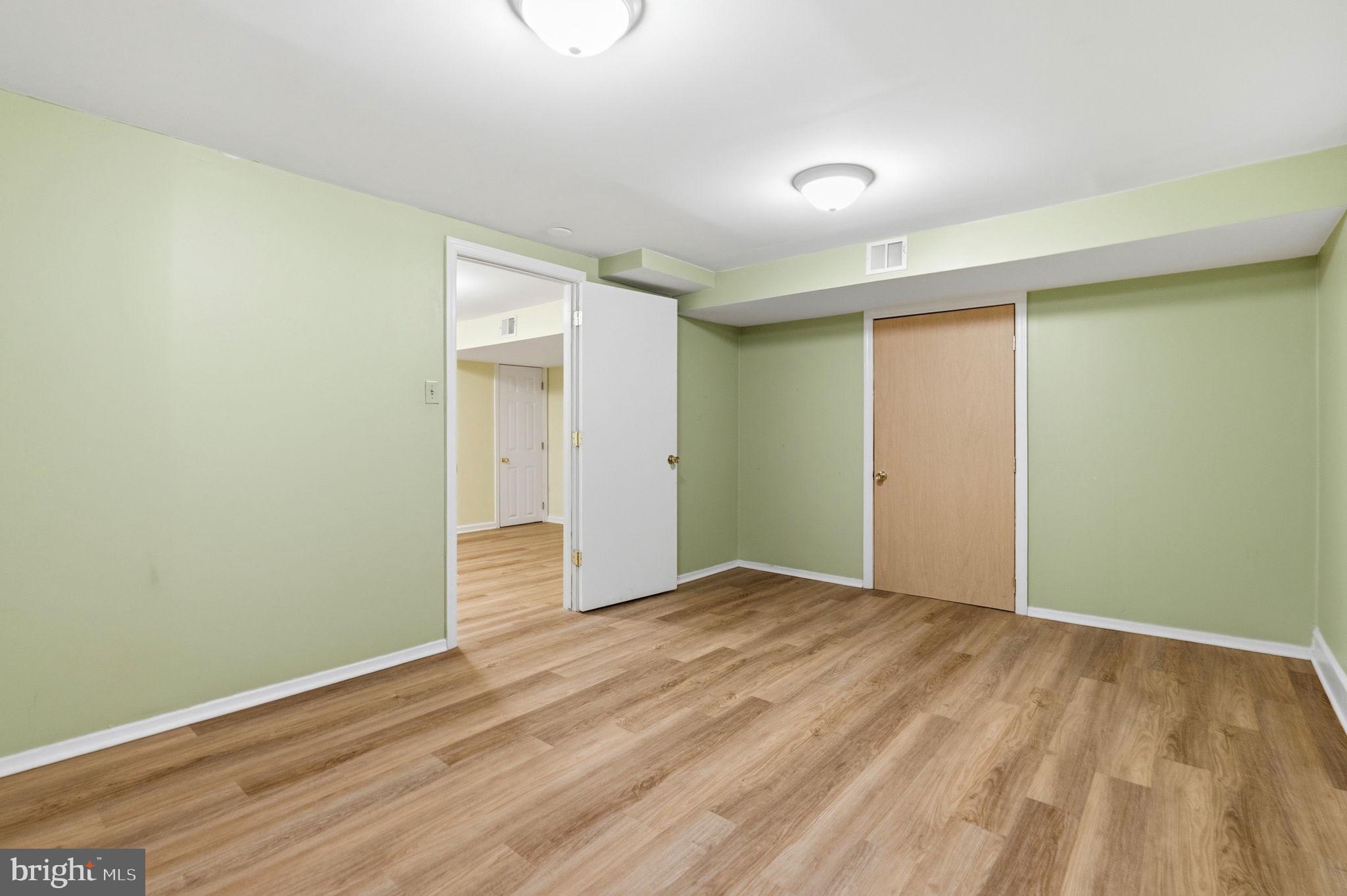 COVERED BRIDGE CRO - Residential