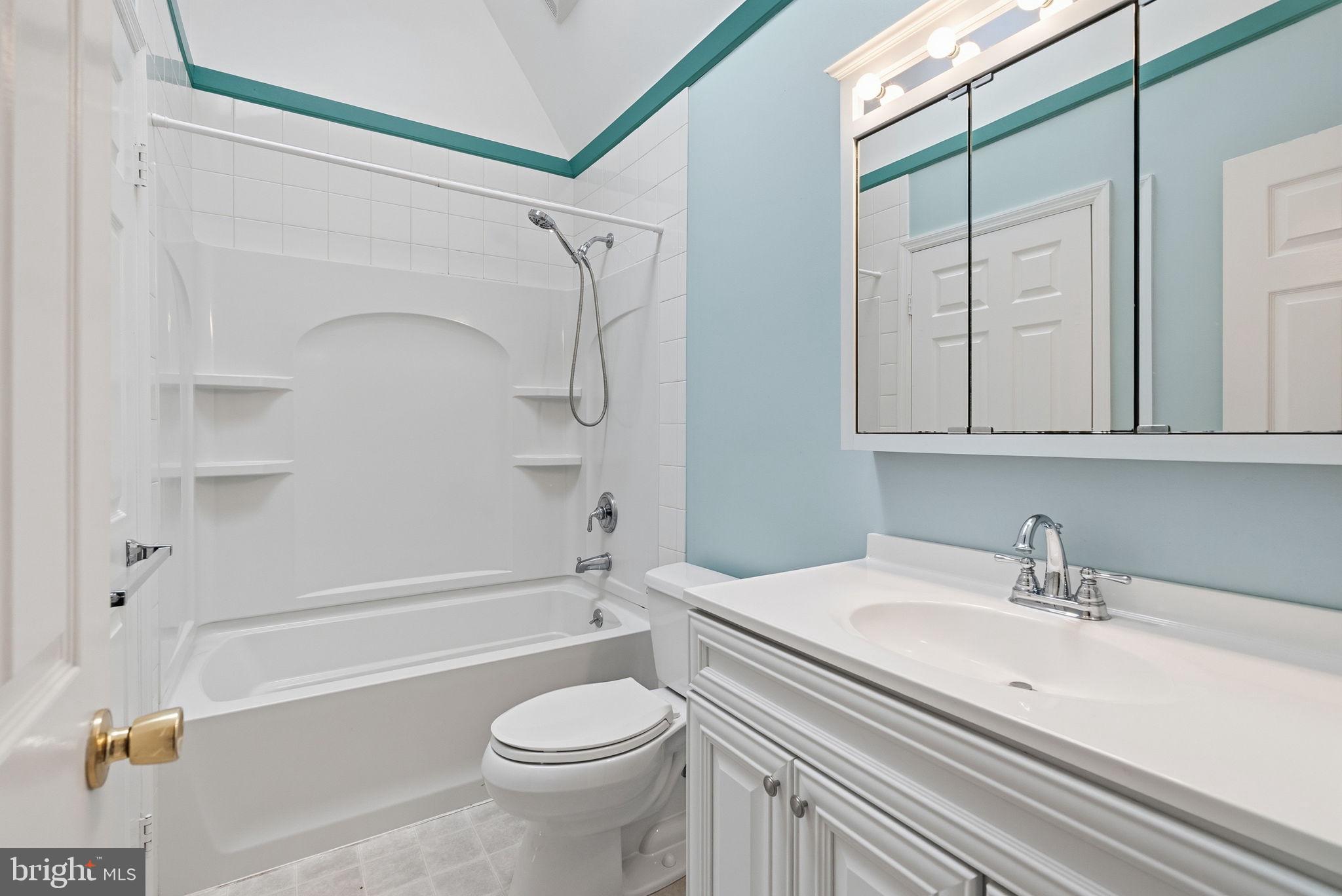 COVERED BRIDGE CRO - Residential