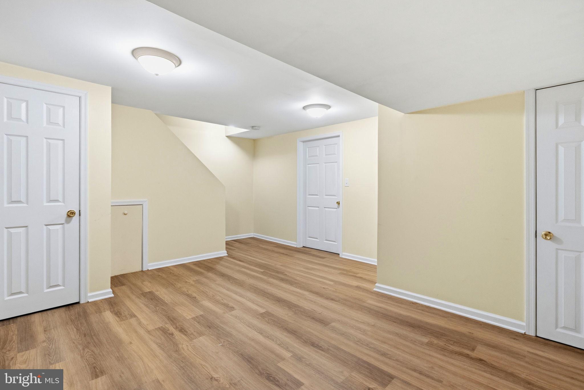 COVERED BRIDGE CRO - Residential