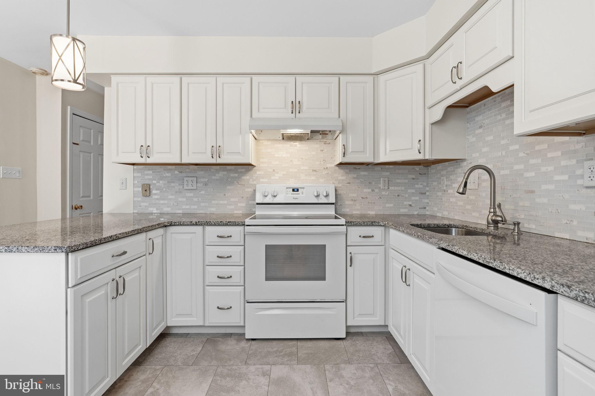 COVERED BRIDGE CRO - Residential