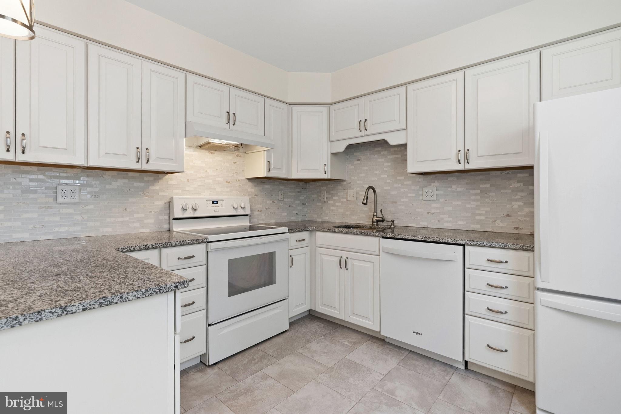 COVERED BRIDGE CRO - Residential