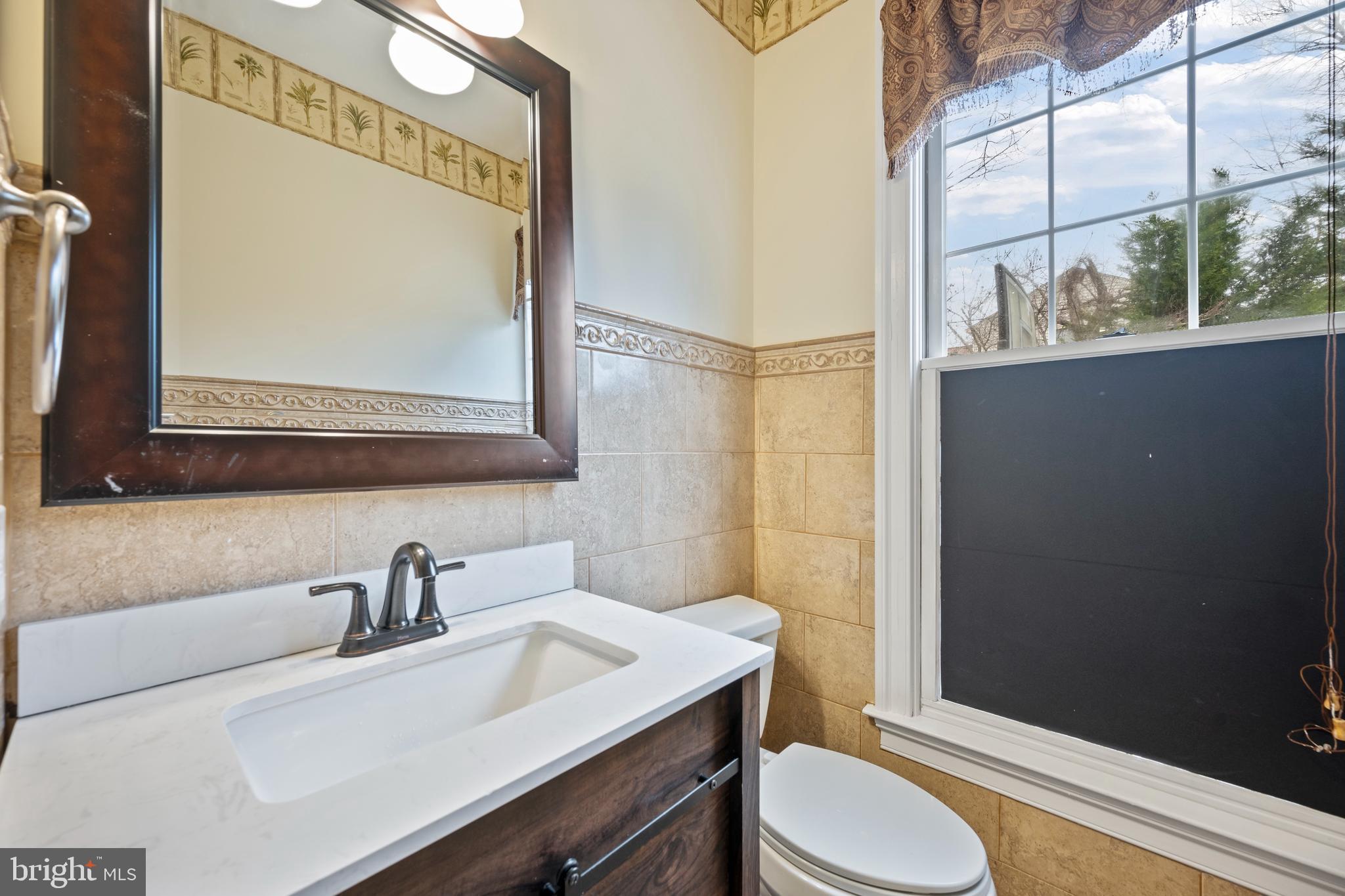 GREENS OF CROFTON - Residential Lease