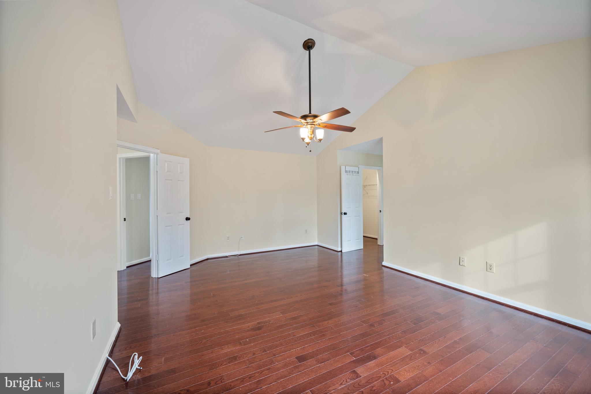 GREENS OF CROFTON - Residential Lease