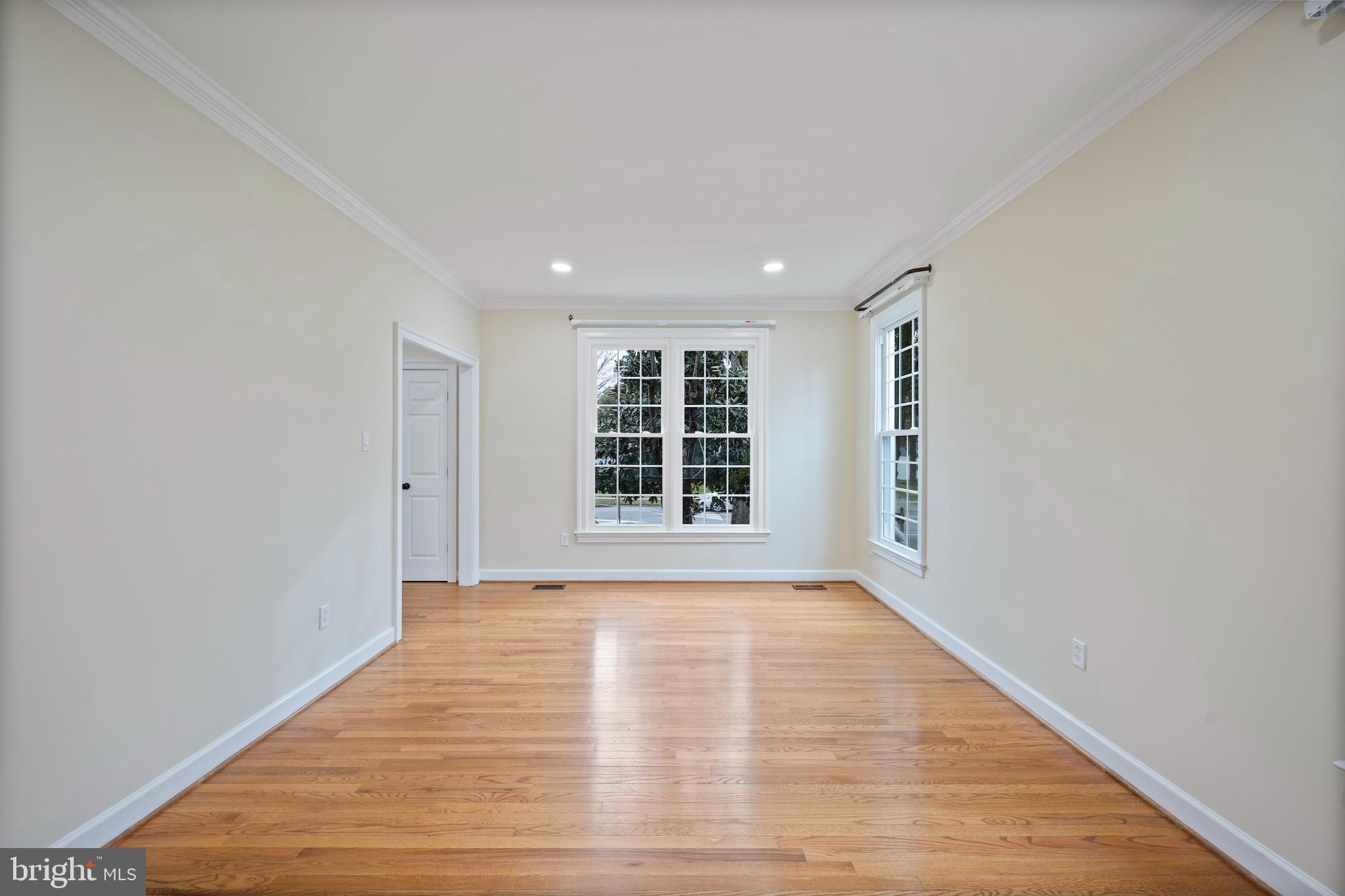 GREENS OF CROFTON - Residential Lease