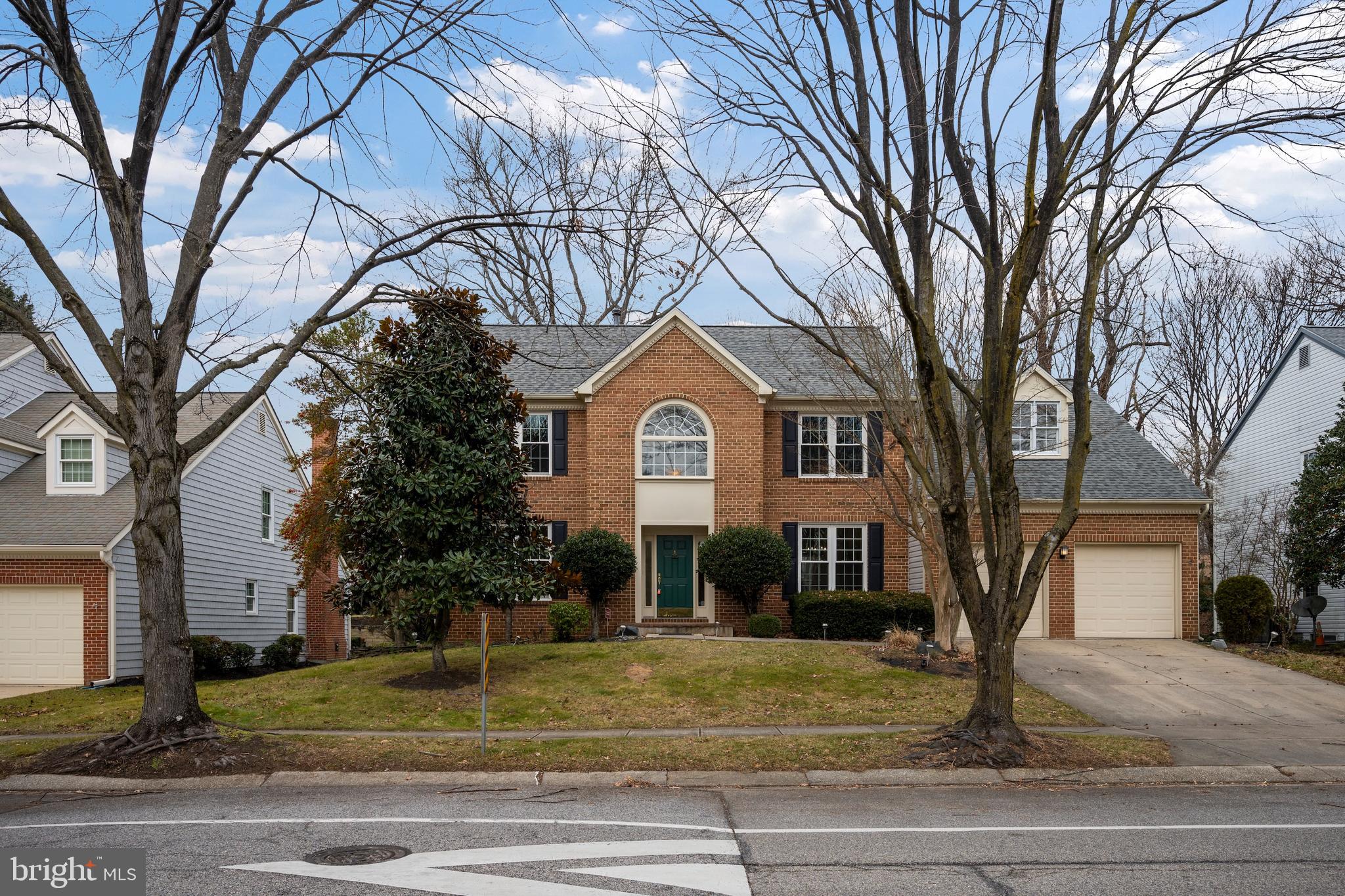 GREENS OF CROFTON - Residential Lease