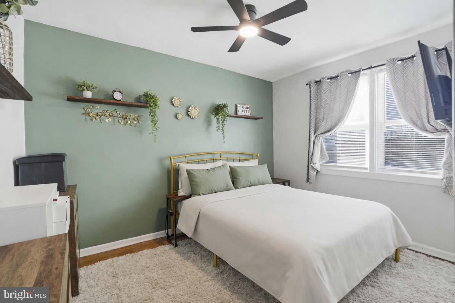 GARDEN CITY - Residential