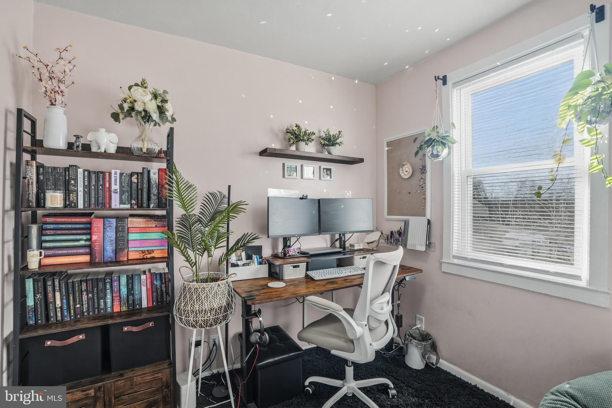 GARDEN CITY - Residential