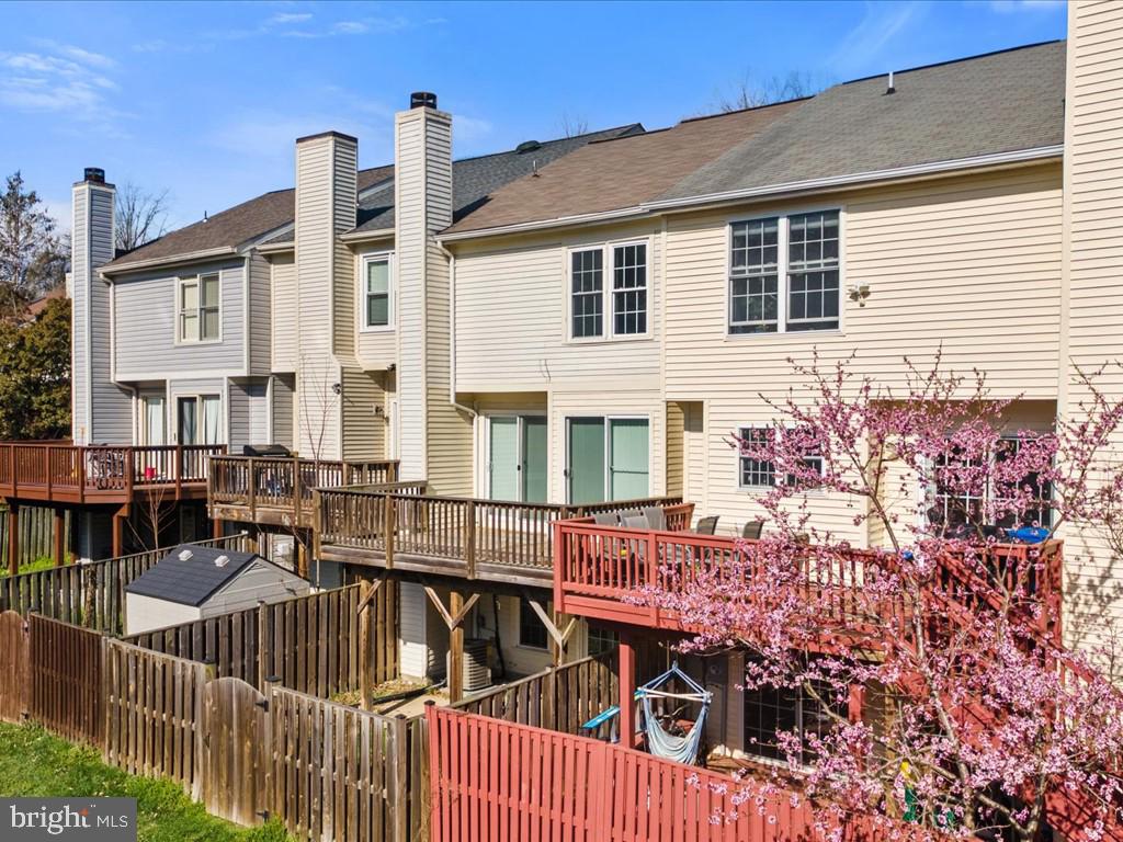 LAKE RIDGE - MOHICAN - Residential