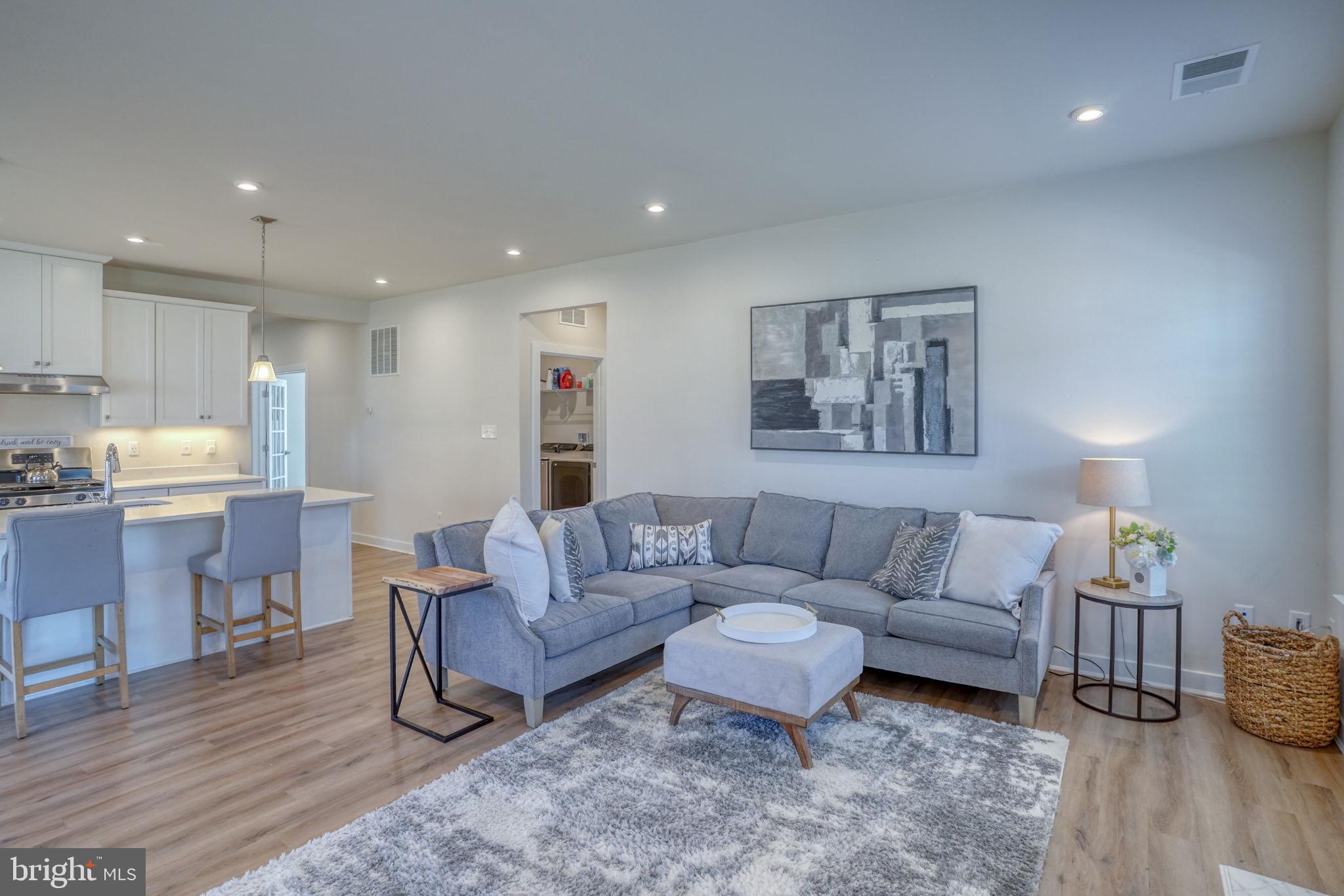 SPRING BREEZE - Residential