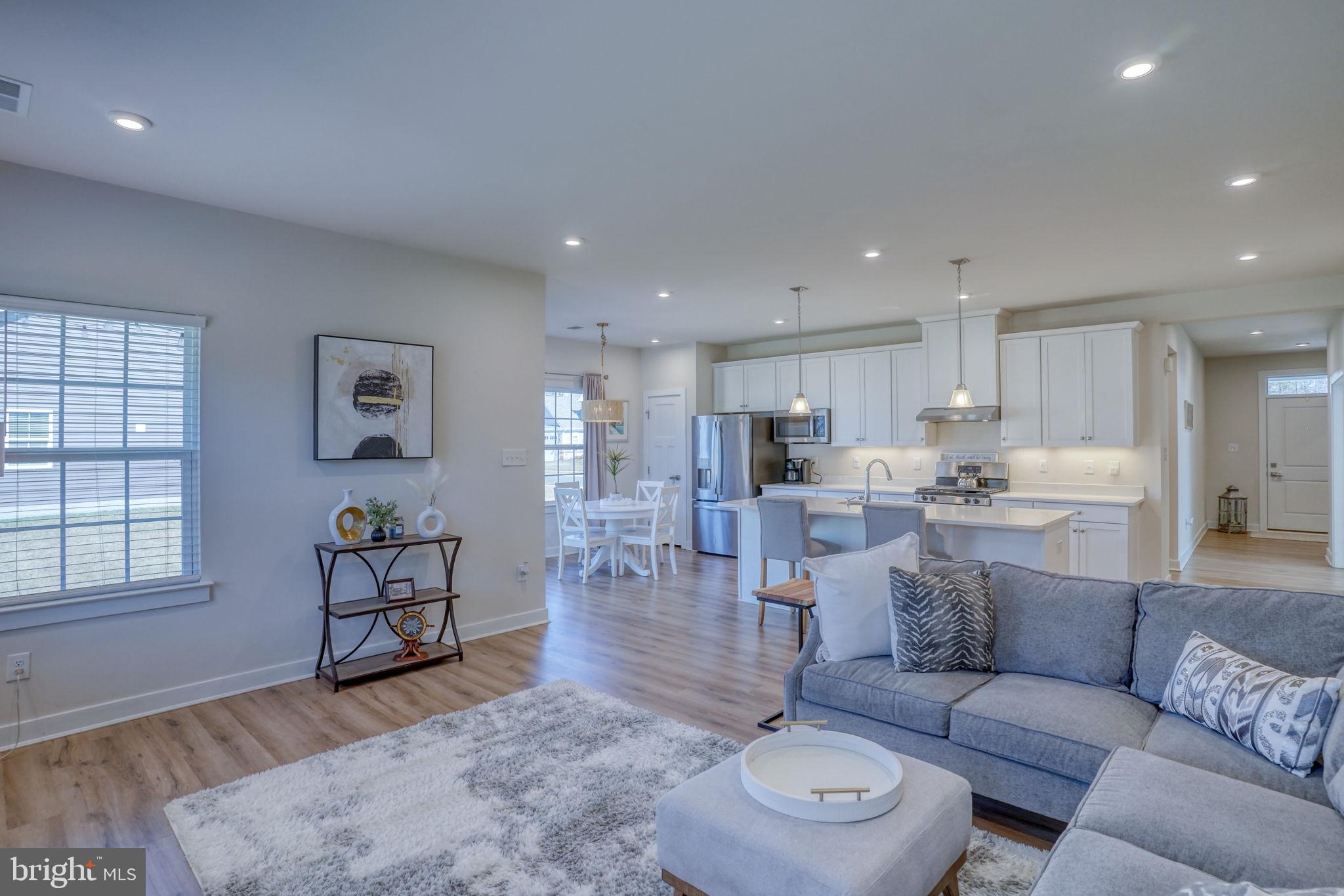 SPRING BREEZE - Residential